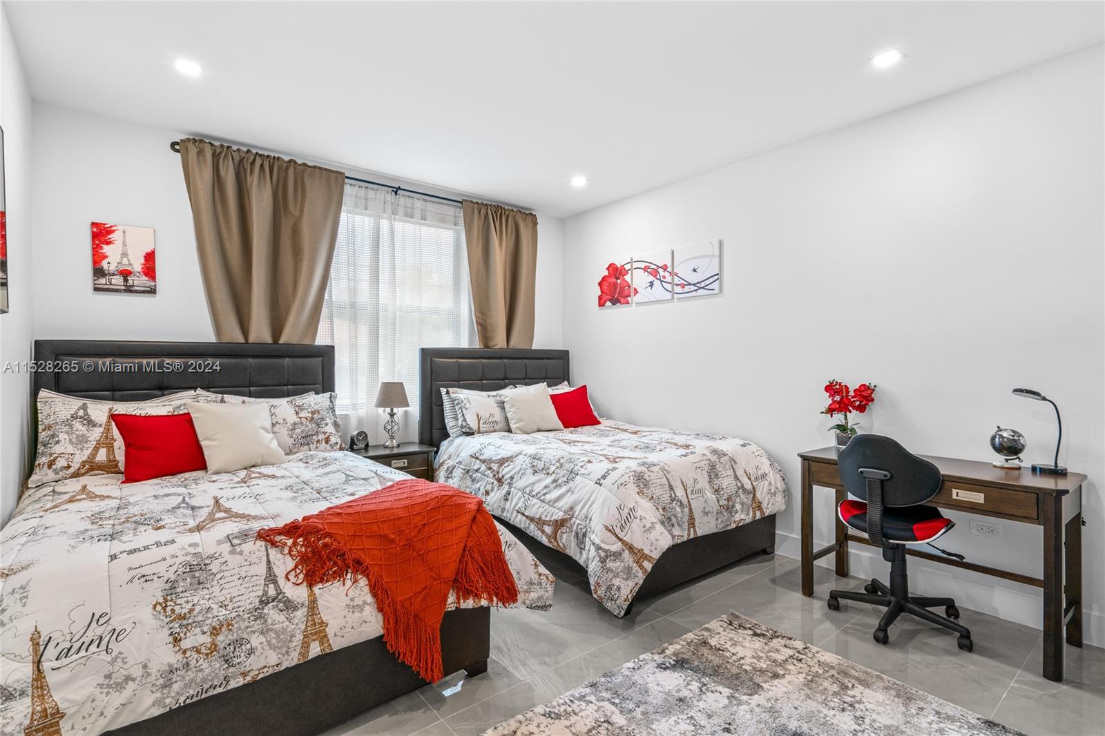 Ensuite on 1st Floor