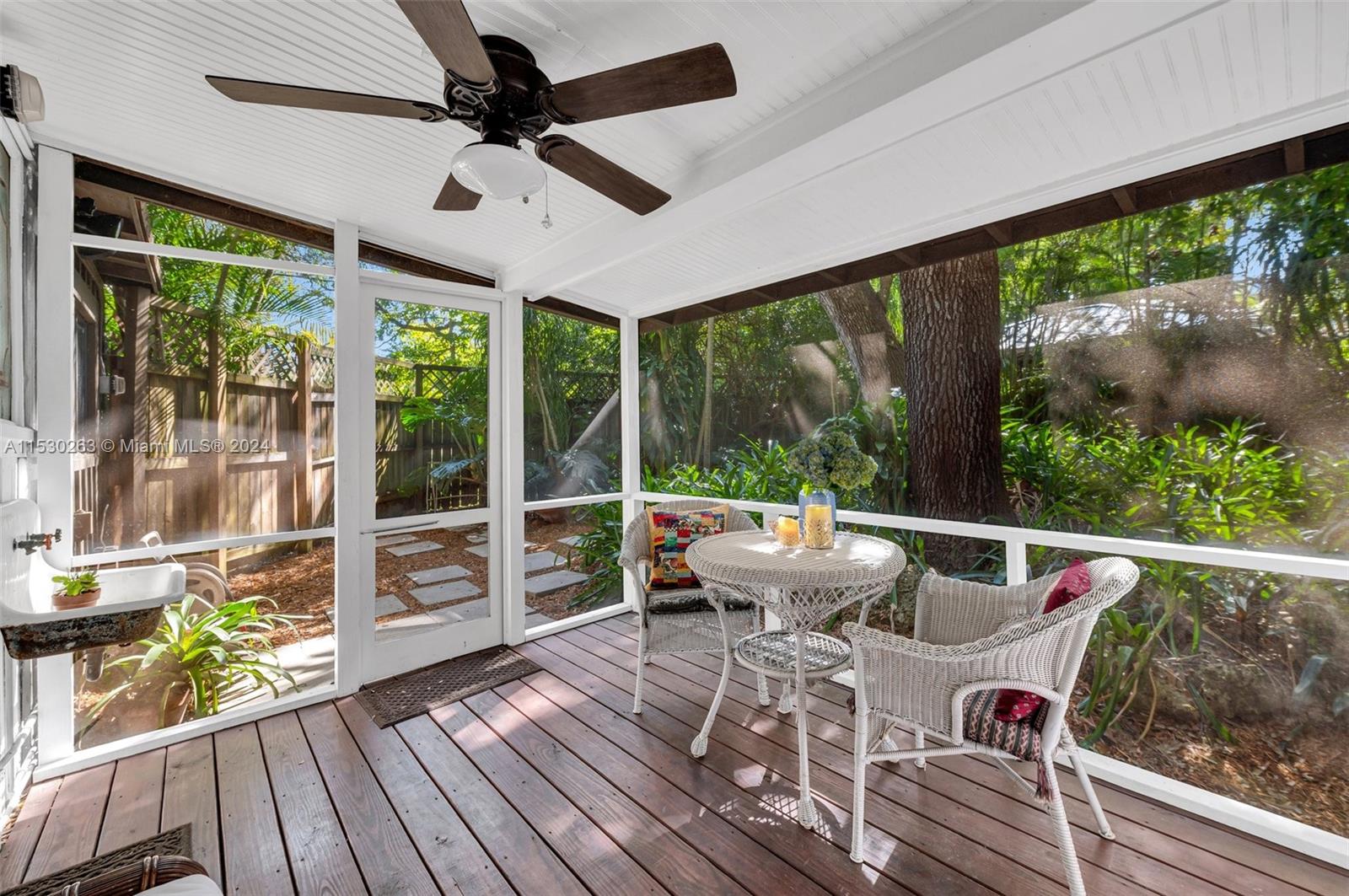 The back yard suns screen is calling for relaxation