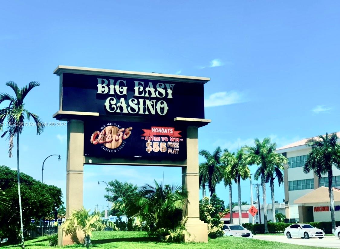 WALK TO BIG EASY CASINO