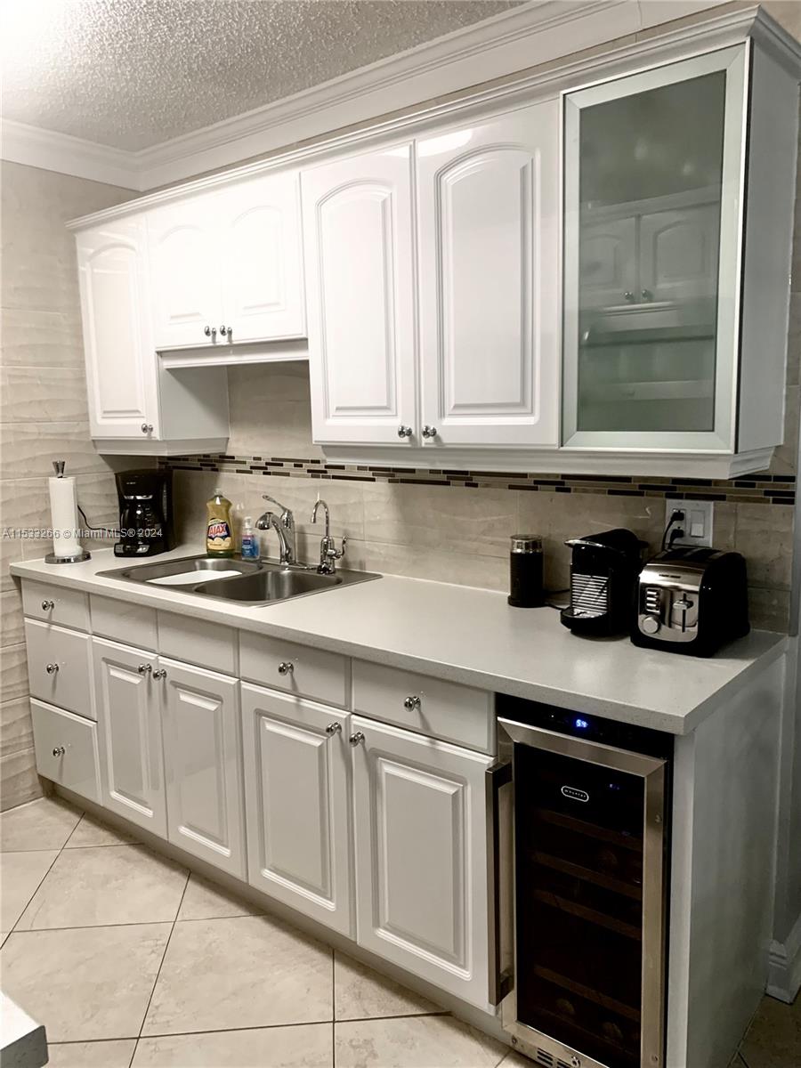 GLASS DOOR, WINE COOLER