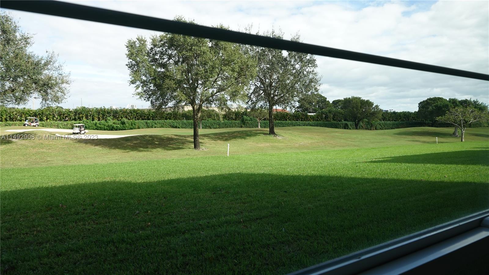 East Golf View