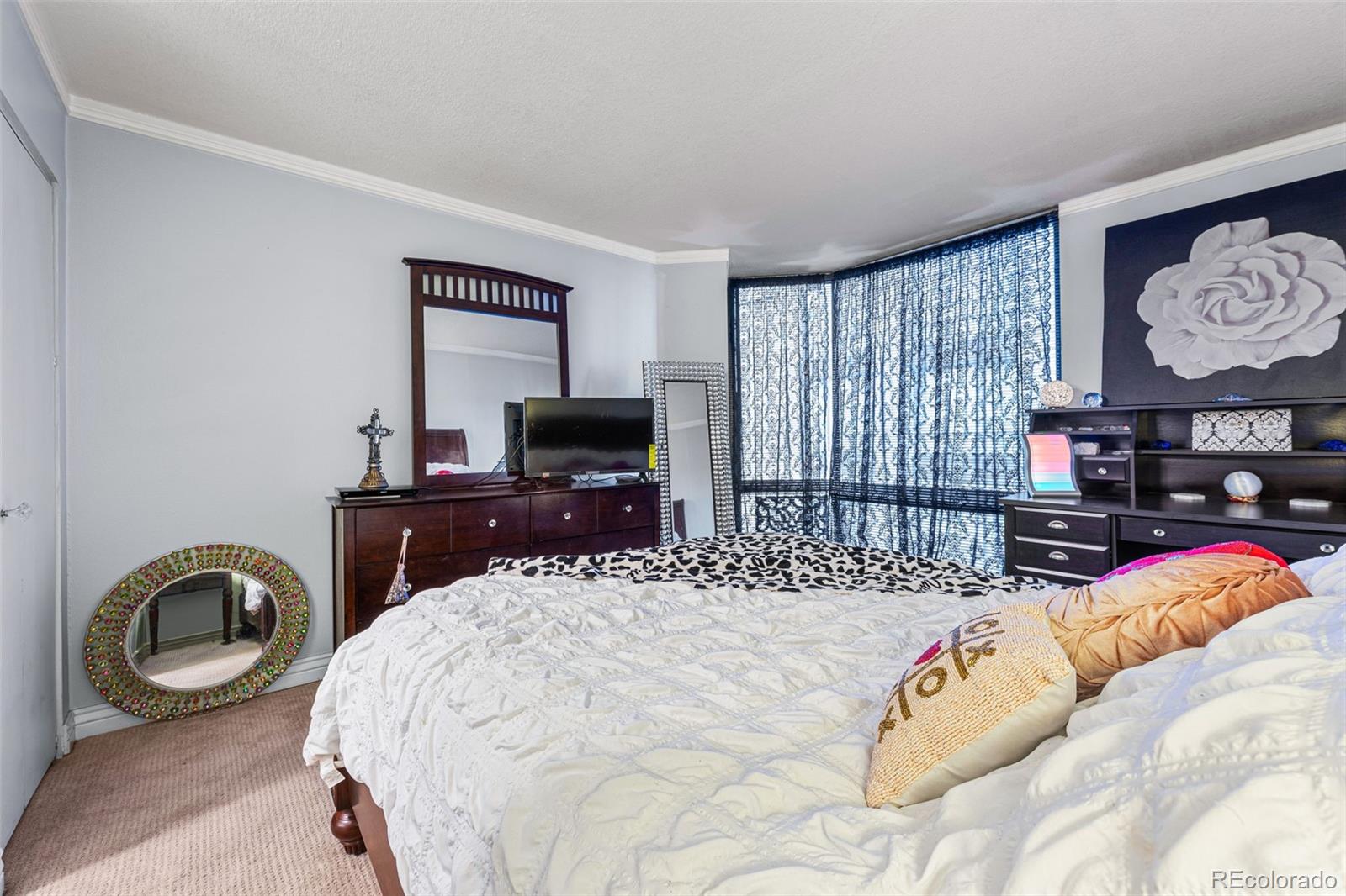 1625 Larimer Street #1008, Denver, CO 80202, 1 Bedroom Bedrooms, ,2 BathroomsBathrooms,Residential,For Sale,Barclay Towers,Larimer,REC7337593