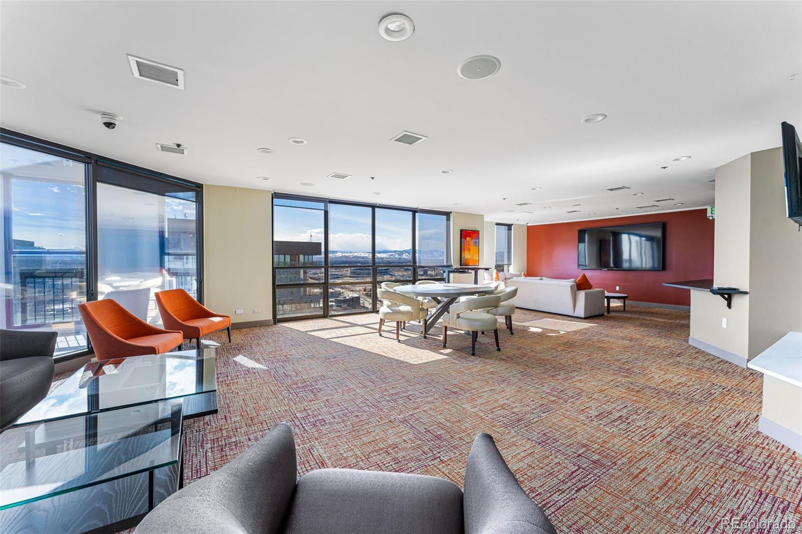 1625 Larimer Street #1008, Denver, CO 80202, 1 Bedroom Bedrooms, ,2 BathroomsBathrooms,Residential,For Sale,Barclay Towers,Larimer,REC7337593