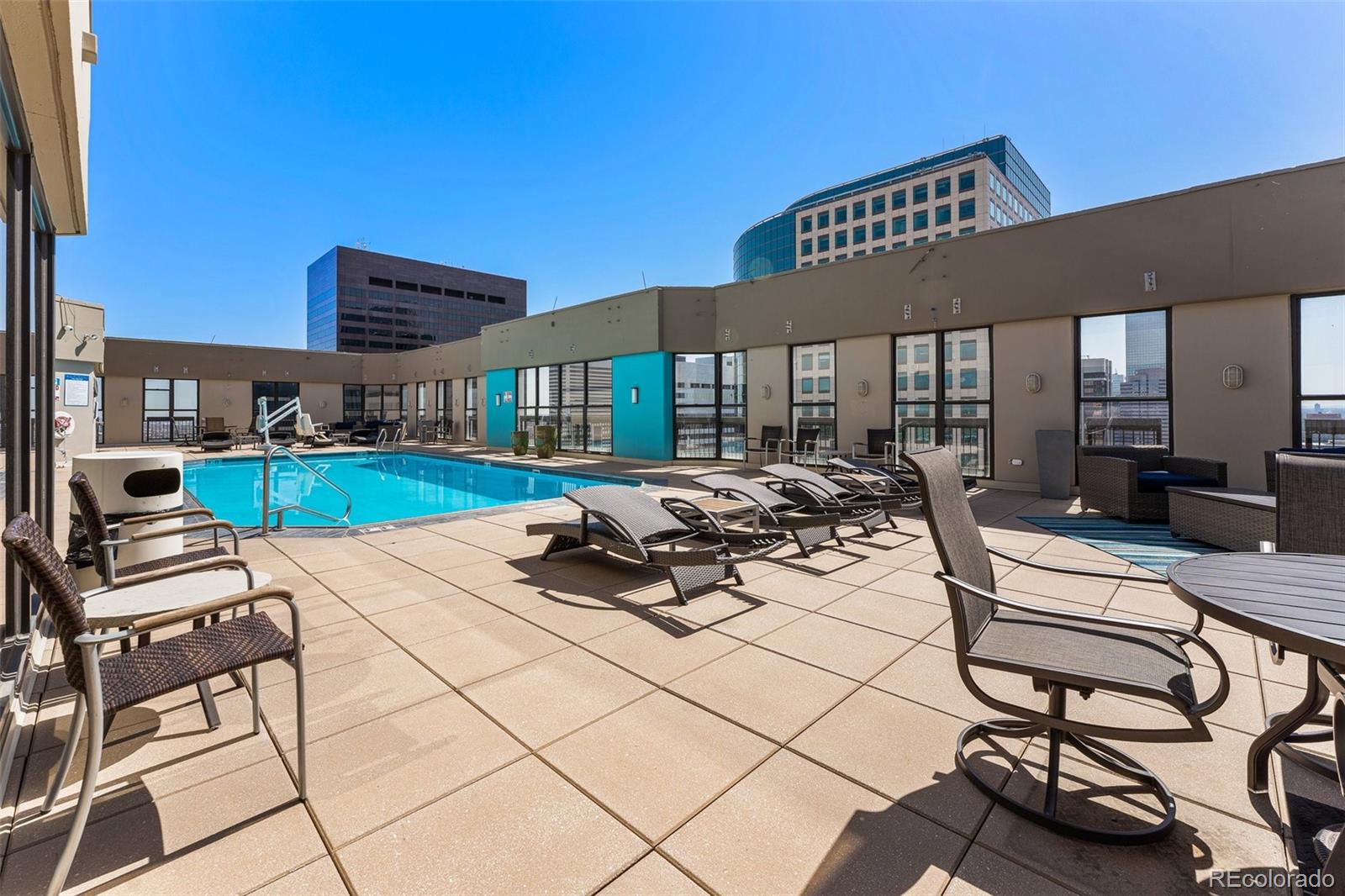 1625 Larimer Street #1008, Denver, CO 80202, 1 Bedroom Bedrooms, ,2 BathroomsBathrooms,Residential,For Sale,Barclay Towers,Larimer,REC7337593