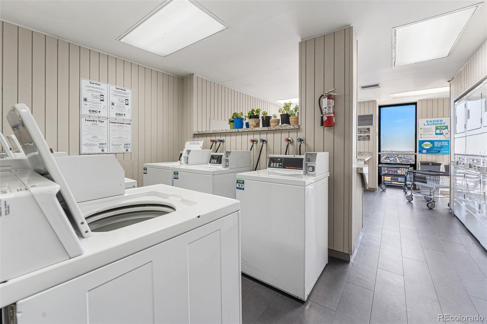 1625 Larimer Street #1008, Denver, CO 80202, 1 Bedroom Bedrooms, ,2 BathroomsBathrooms,Residential,For Sale,Barclay Towers,Larimer,REC7337593