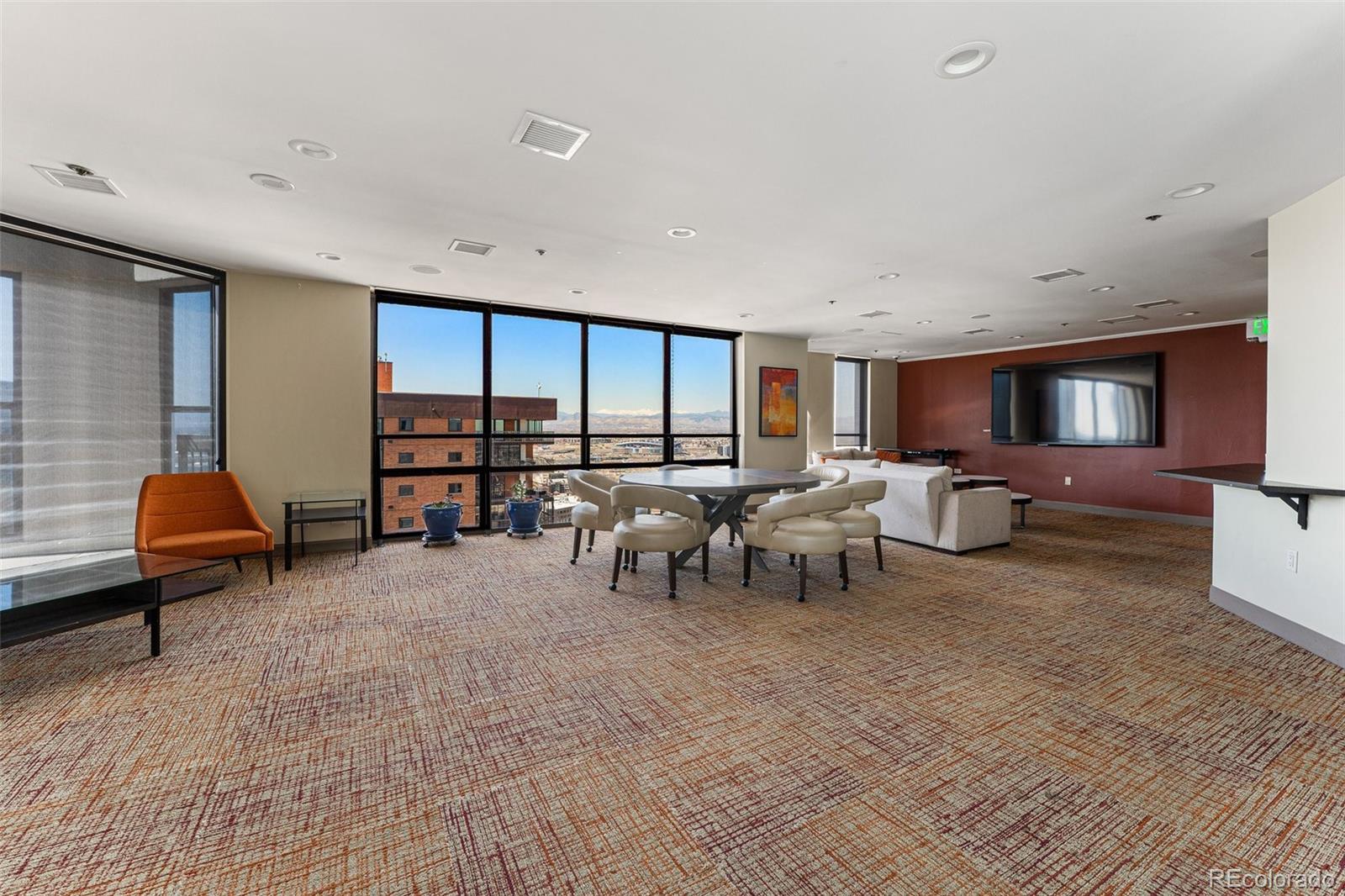 1625 Larimer Street #1008, Denver, CO 80202, 1 Bedroom Bedrooms, ,2 BathroomsBathrooms,Residential,For Sale,Barclay Towers,Larimer,REC7337593