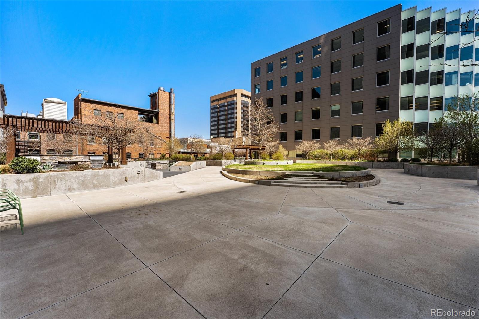 1625 Larimer Street #1008, Denver, CO 80202, 1 Bedroom Bedrooms, ,2 BathroomsBathrooms,Residential,For Sale,Barclay Towers,Larimer,REC7337593
