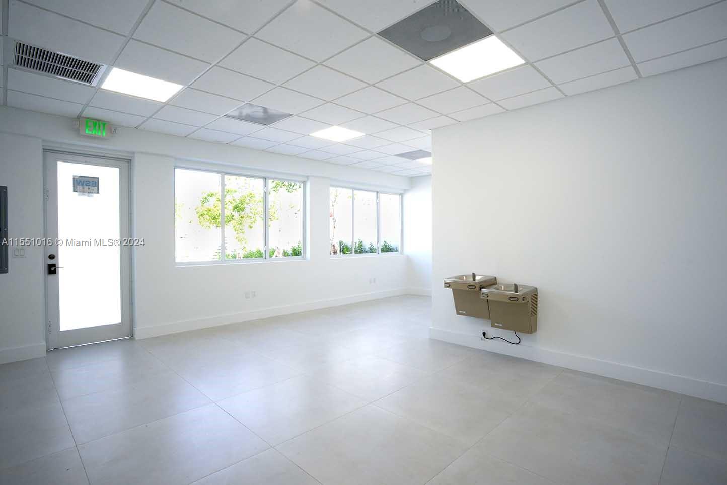 Reception/office