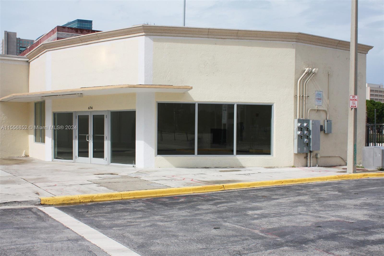 664 N Miami Ave, Miami, FL 33136, ,Commercial Lease,For Sale,Miami Ave,A11556852