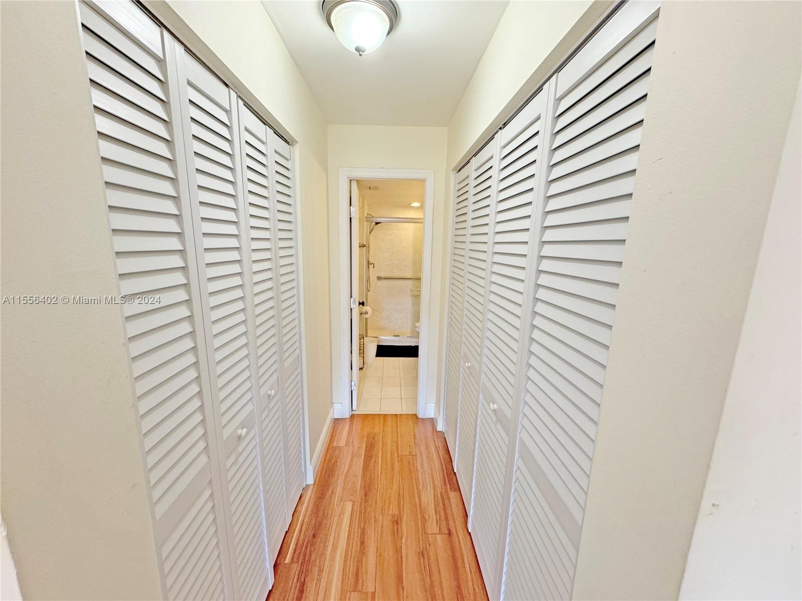 hall way to master bath