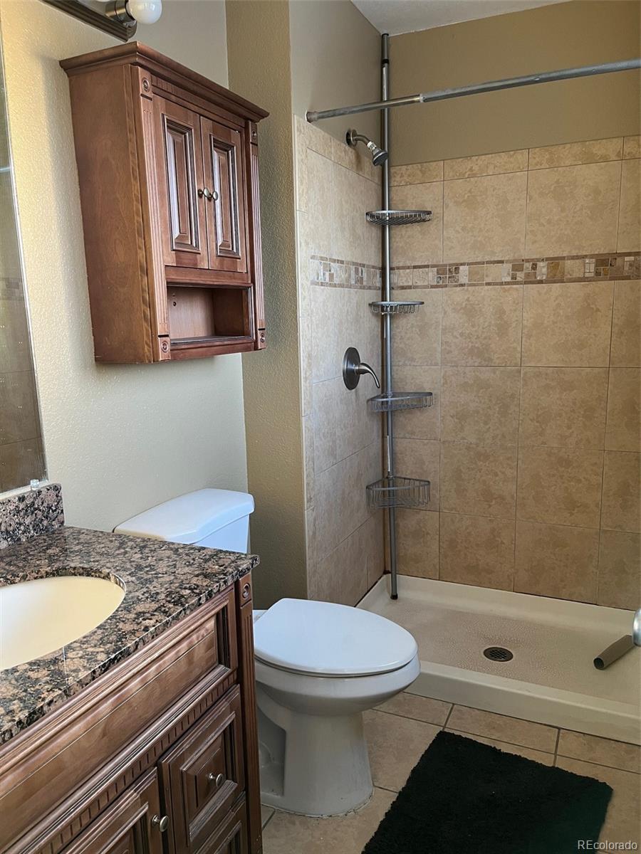 5901 S Perth Street, Centennial, CO 80015, 4 Bedrooms Bedrooms, ,3 BathroomsBathrooms,Residential,For Sale,Perth,REC8930503