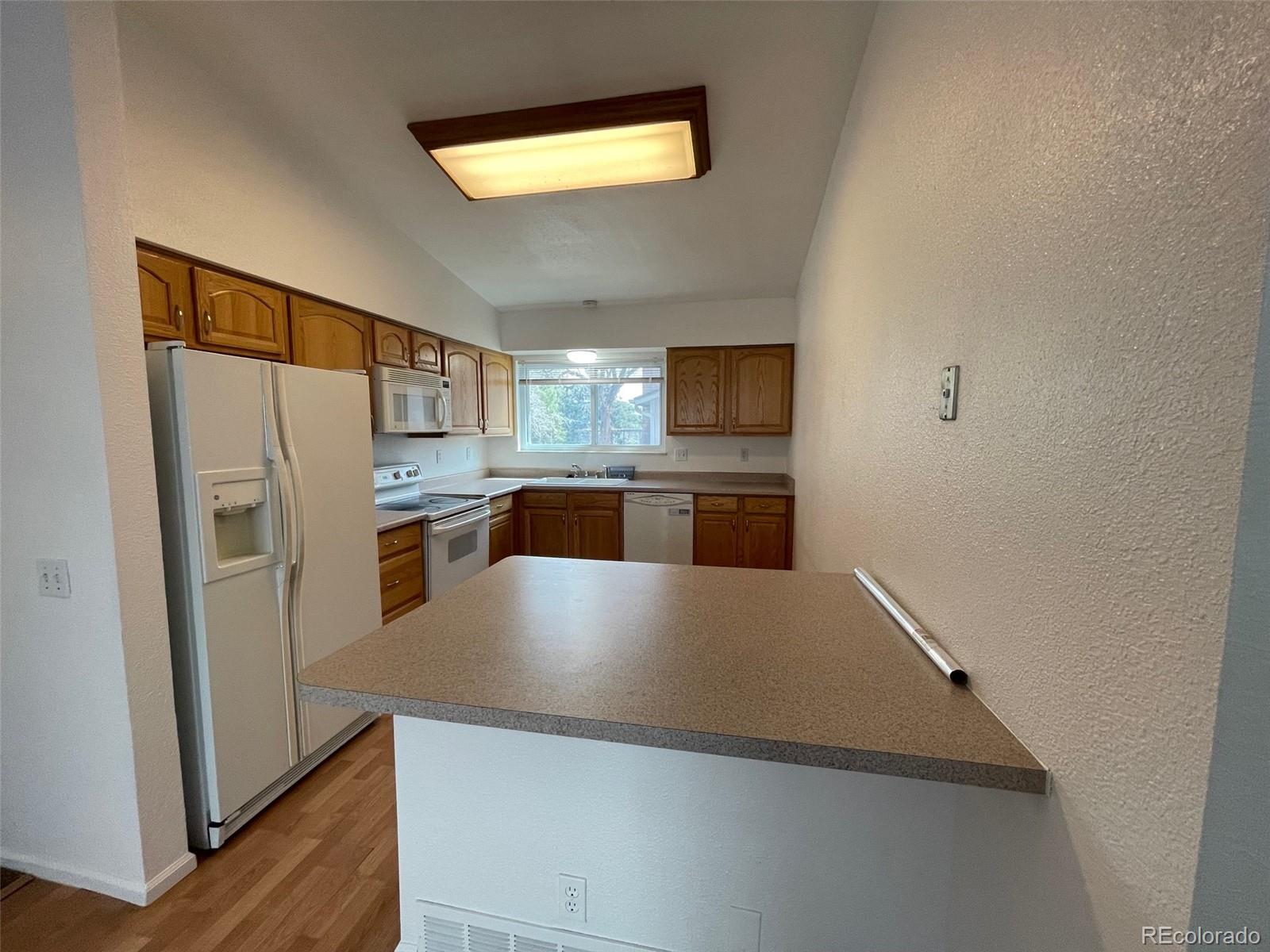 15829 E Mansfield Avenue, Aurora, CO 80013, 3 Bedrooms Bedrooms, ,2 BathroomsBathrooms,Residential,For Sale,Mansfield,REC1864072