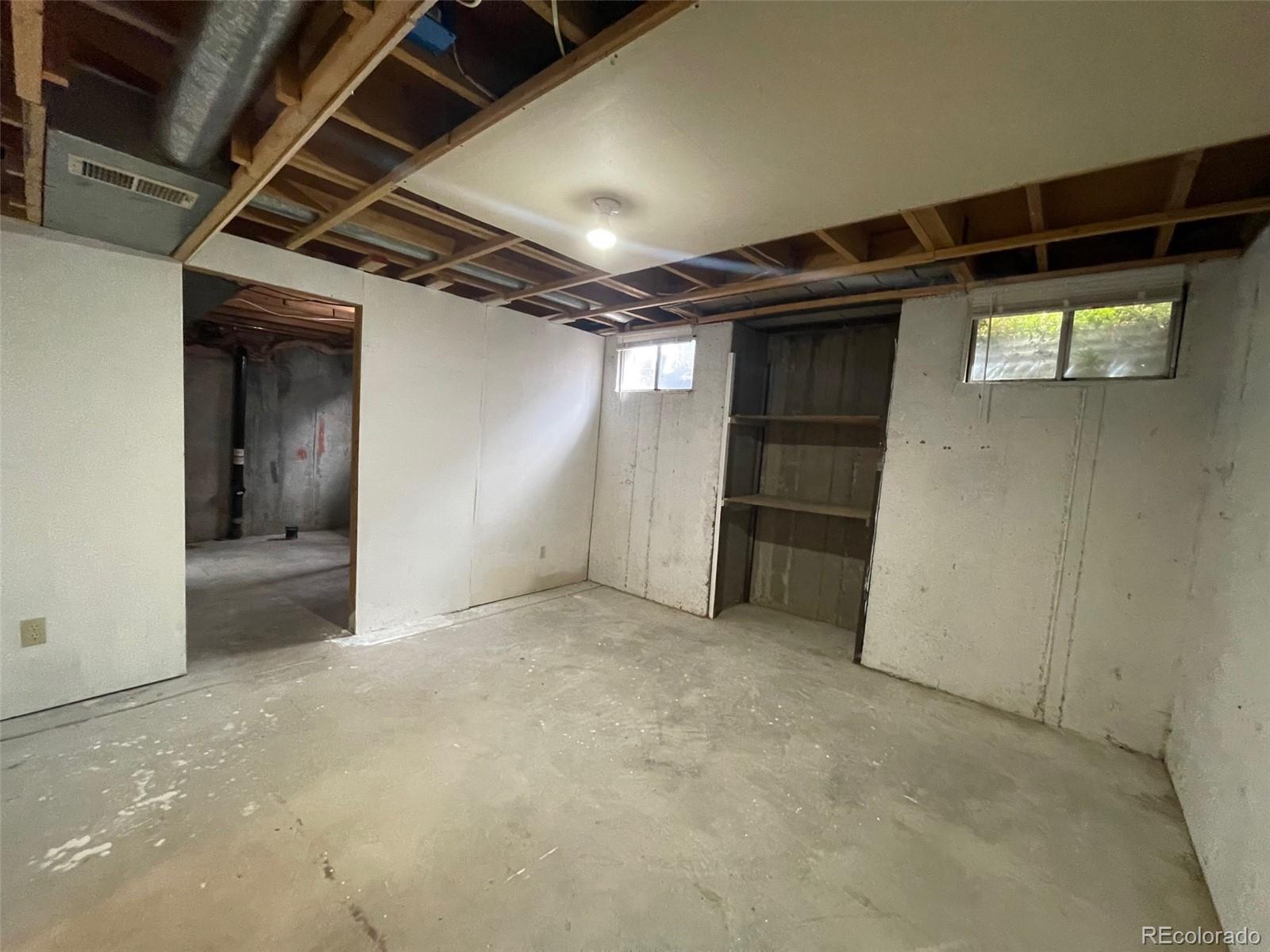 15829 E Mansfield Avenue, Aurora, CO 80013, 3 Bedrooms Bedrooms, ,2 BathroomsBathrooms,Residential,For Sale,Mansfield,REC1864072