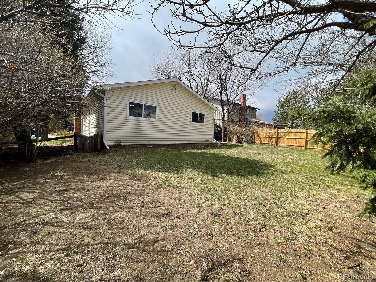 15829 E Mansfield Avenue, Aurora, CO 80013, 3 Bedrooms Bedrooms, ,2 BathroomsBathrooms,Residential,For Sale,Mansfield,REC1864072