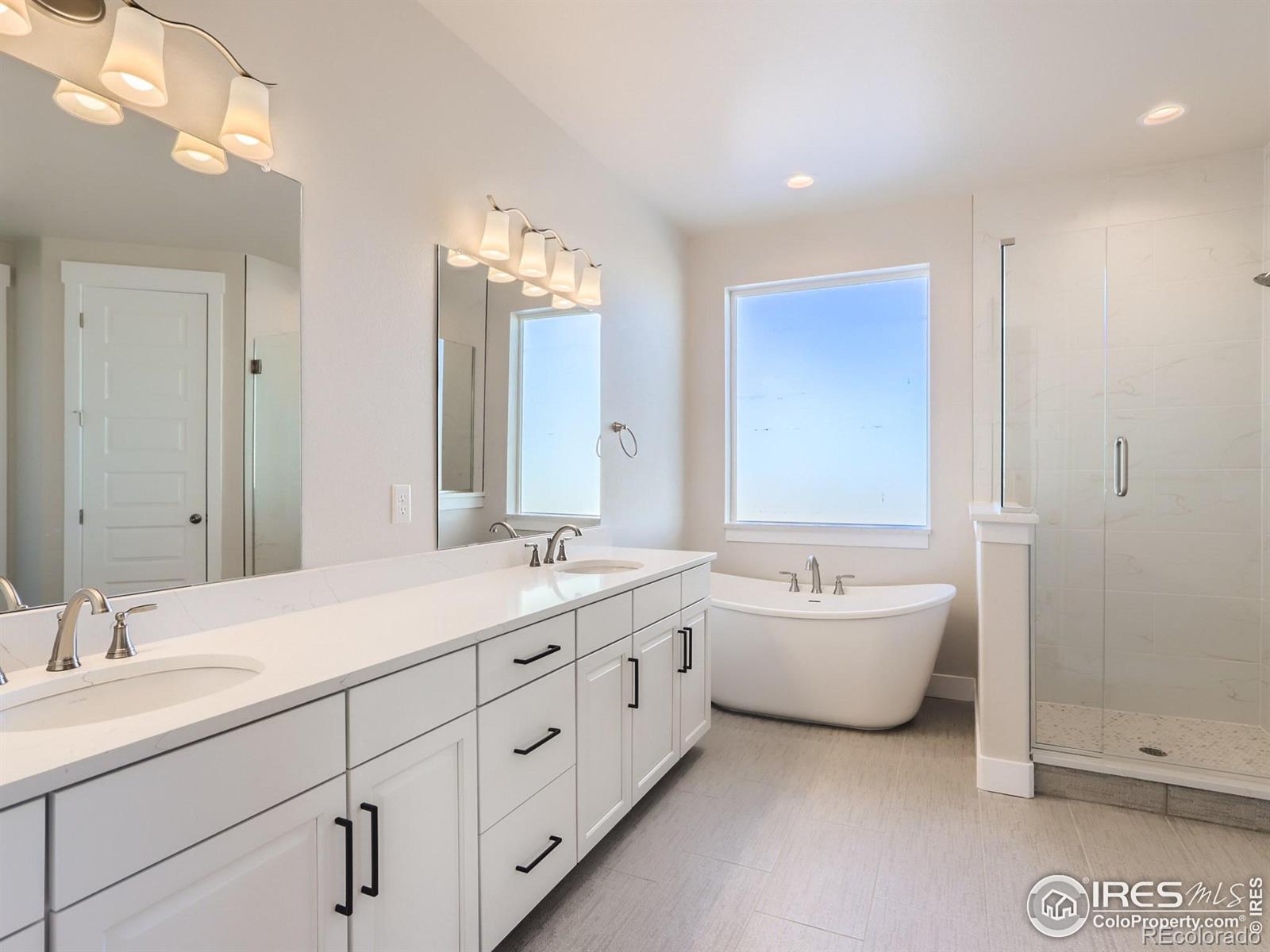 1815 Windfall Drive, Windsor, CO 80550, 5 Bedrooms Bedrooms, ,4 BathroomsBathrooms,Residential,For Sale,Windfall,RECIR983051