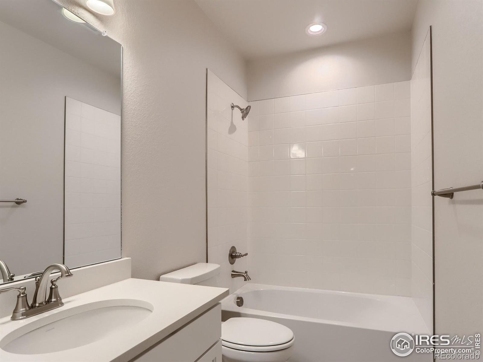 1815 Windfall Drive, Windsor, CO 80550, 5 Bedrooms Bedrooms, ,4 BathroomsBathrooms,Residential,For Sale,Windfall,RECIR983051