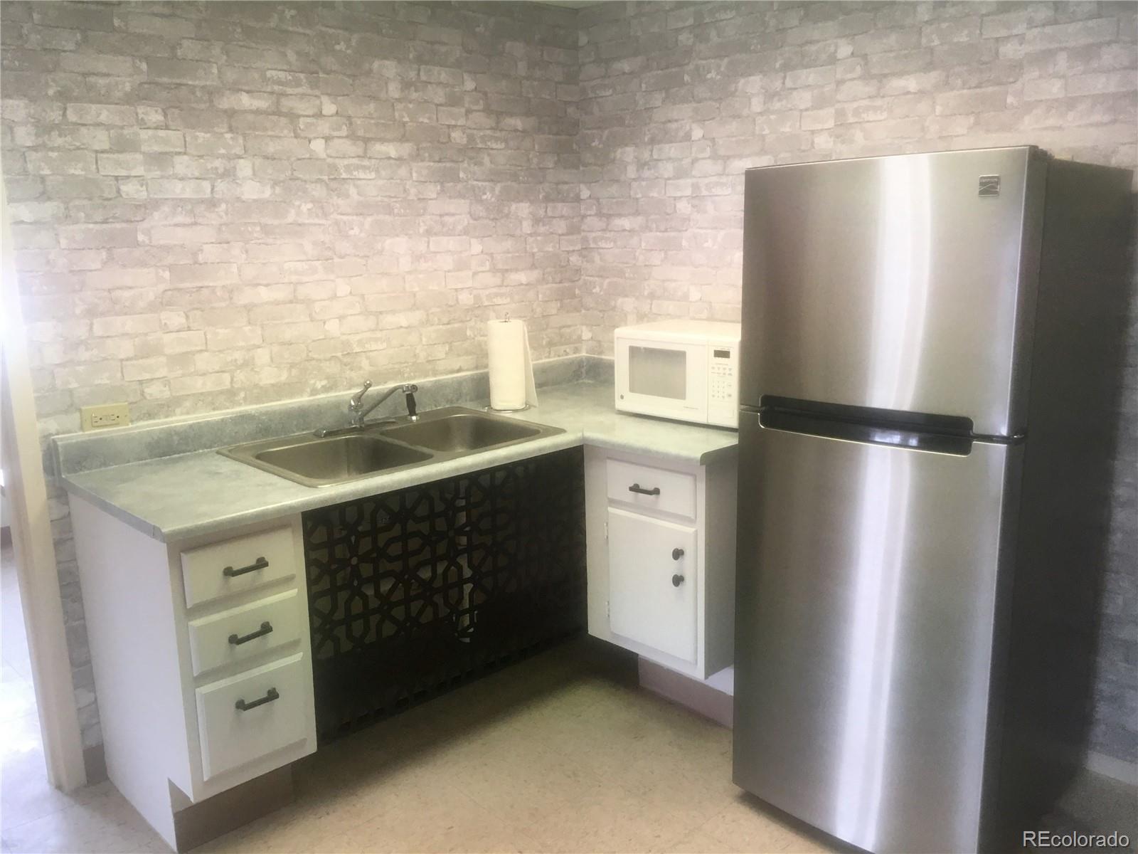 322 S Main Street, Lamar, CO 81052, 1 Bedroom Bedrooms, ,1 BathroomBathrooms,Rental,For Rent,Alamo,Main,REC9203746