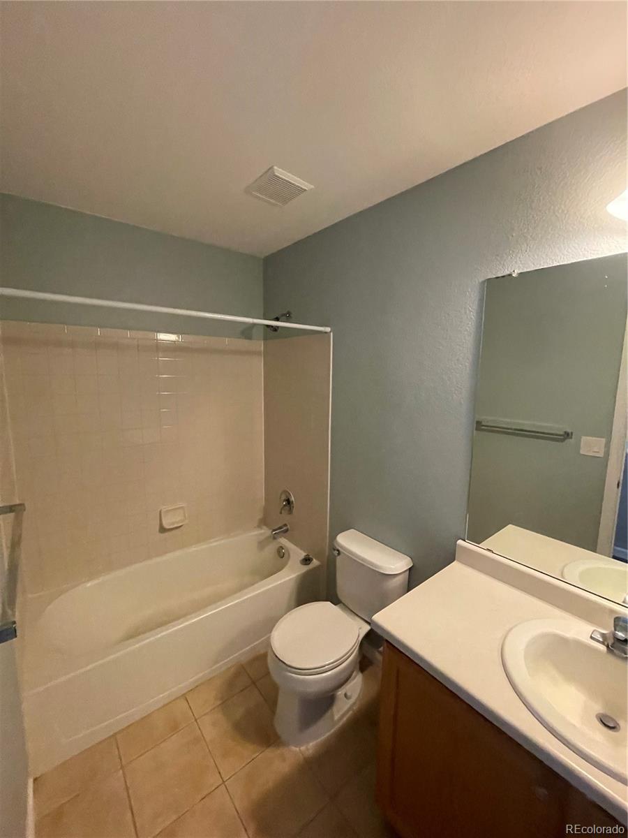 20785 Bellewood Place, Aurora, CO 80015, 5 Bedrooms Bedrooms, ,4 BathroomsBathrooms,Residential,For Sale,Bellewood,REC9498834
