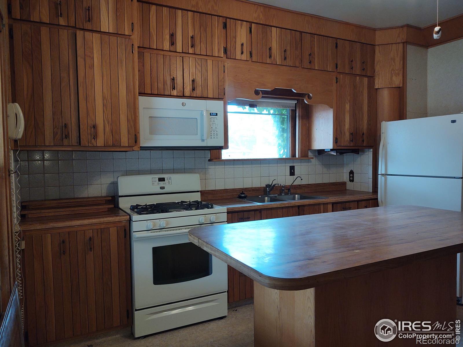 317 12th Street, Burlington, CO 80807, 4 Bedrooms Bedrooms, ,2 BathroomsBathrooms,Residential,For Sale,12th,RECIR990225