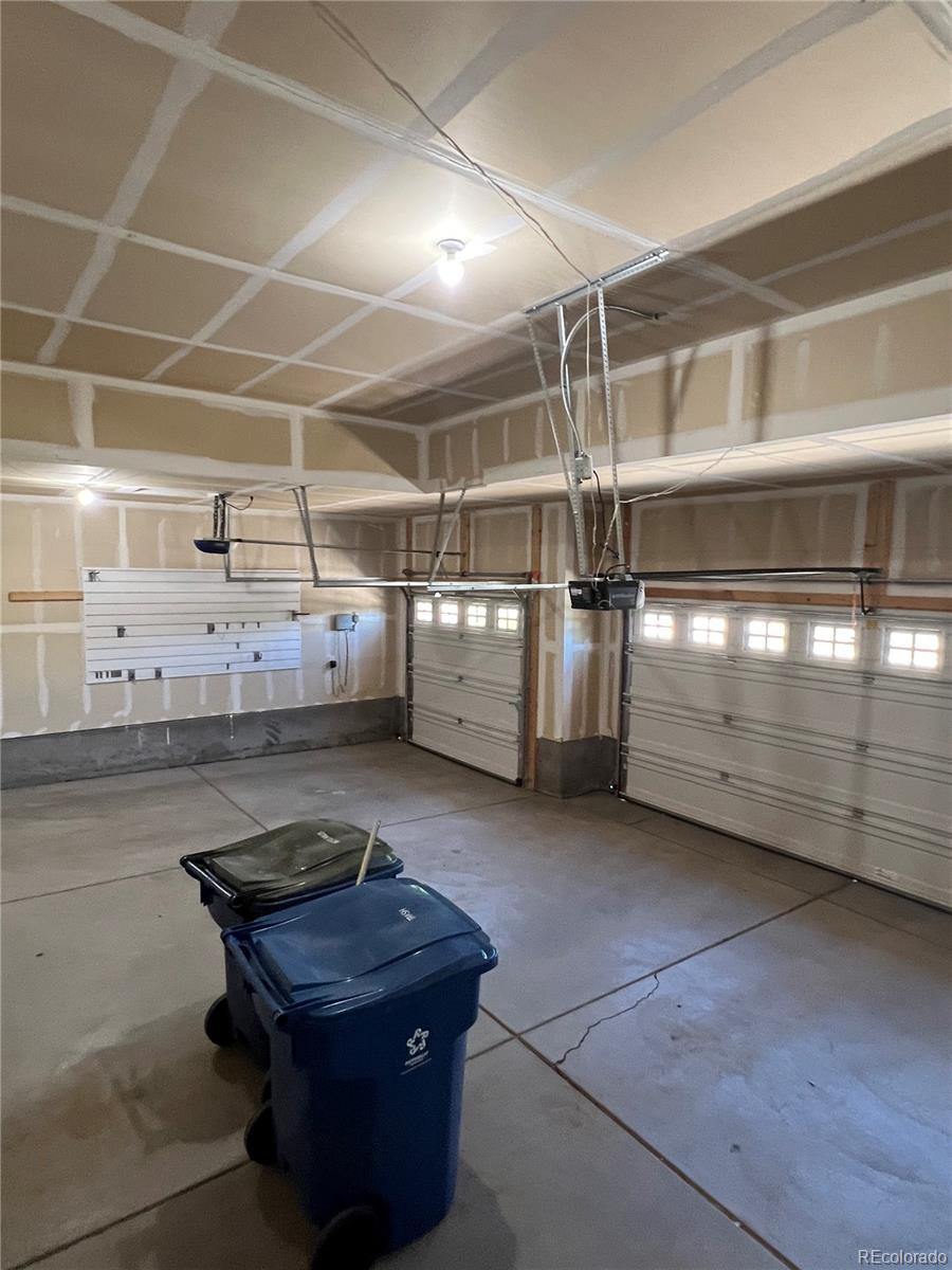 25858 E Bayaud Avenue, Aurora, CO 80018, 4 Bedrooms Bedrooms, ,3 BathroomsBathrooms,Residential,For Sale,Bayaud,REC7993082