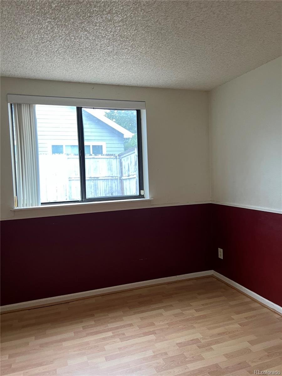 2213 S Kingston Court, Aurora, CO 80014, 3 Bedrooms Bedrooms, ,2 BathroomsBathrooms,Residential,For Sale,Kingston,REC2709518