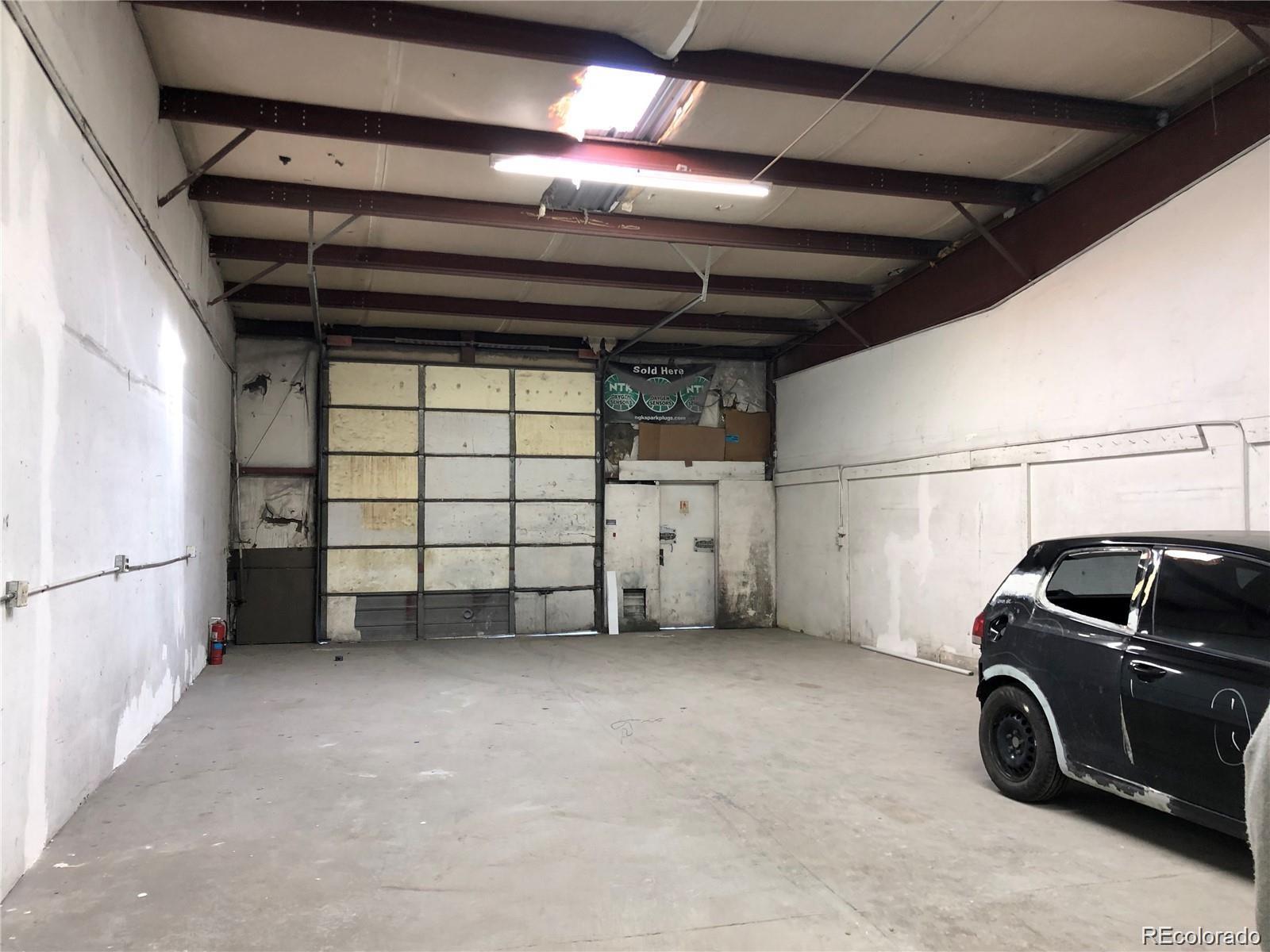 538 Olathe Street #H and J, Aurora, CO 80011, ,Commercial,For Sale,Woodford 3 Office Warehouse,Olathe,REC1611228