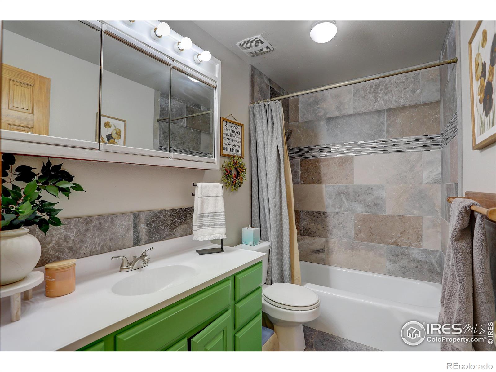 1428 County Road 23e, Berthoud, CO 80513, 11 Bedrooms Bedrooms, ,3 BathroomsBathrooms,Residential,For Sale,County Road 23e,RECIR997385