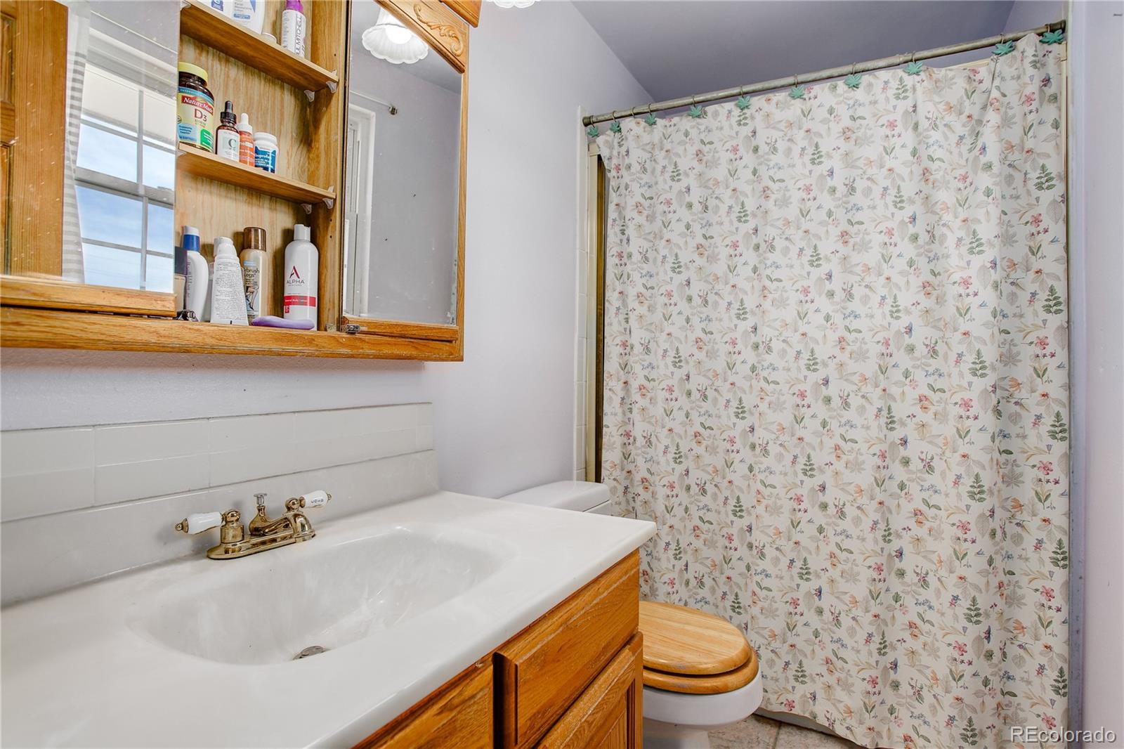 1428 County Road 23e, Berthoud, CO 80513, 11 Bedrooms Bedrooms, ,3 BathroomsBathrooms,Residential,For Sale,County Road 23e,REC9369188