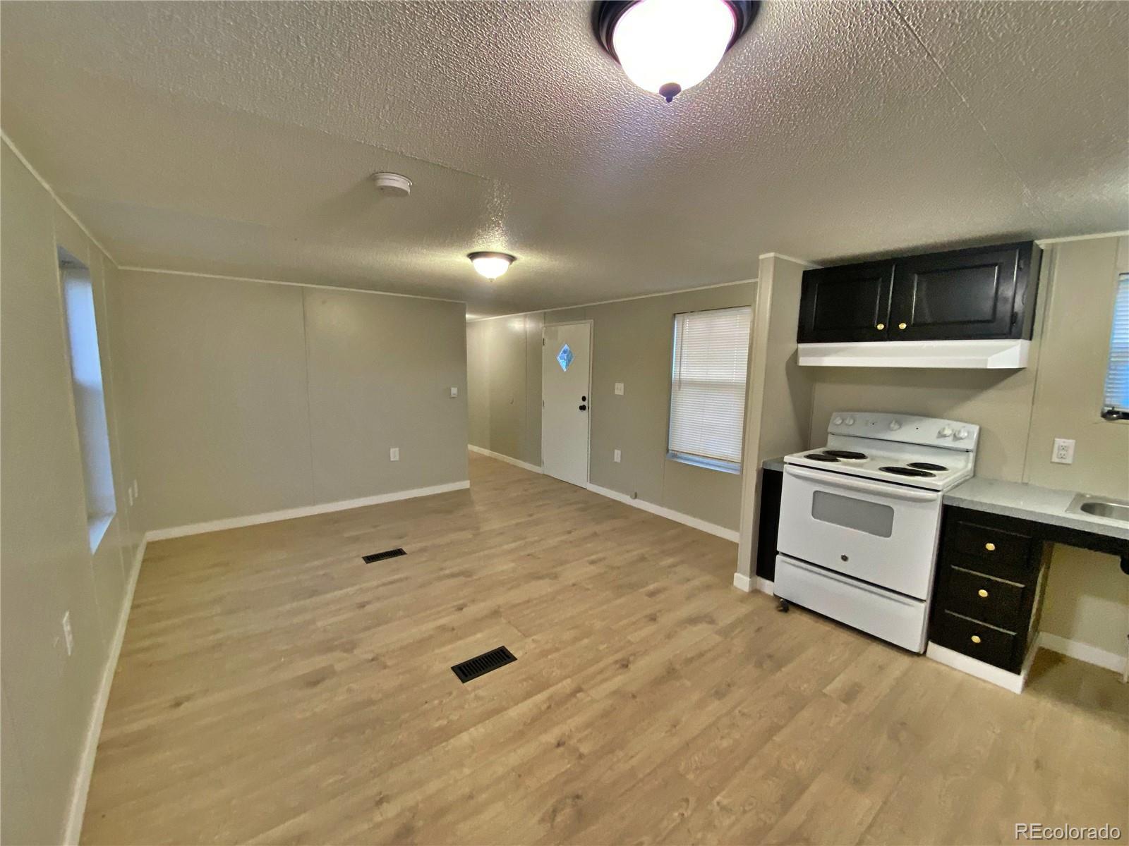 3600 Cascade, Colorado Springs, CO 80907, 3 Bedrooms Bedrooms, ,1 BathroomBathrooms,Residential,For Sale,Cascade,REC8841130