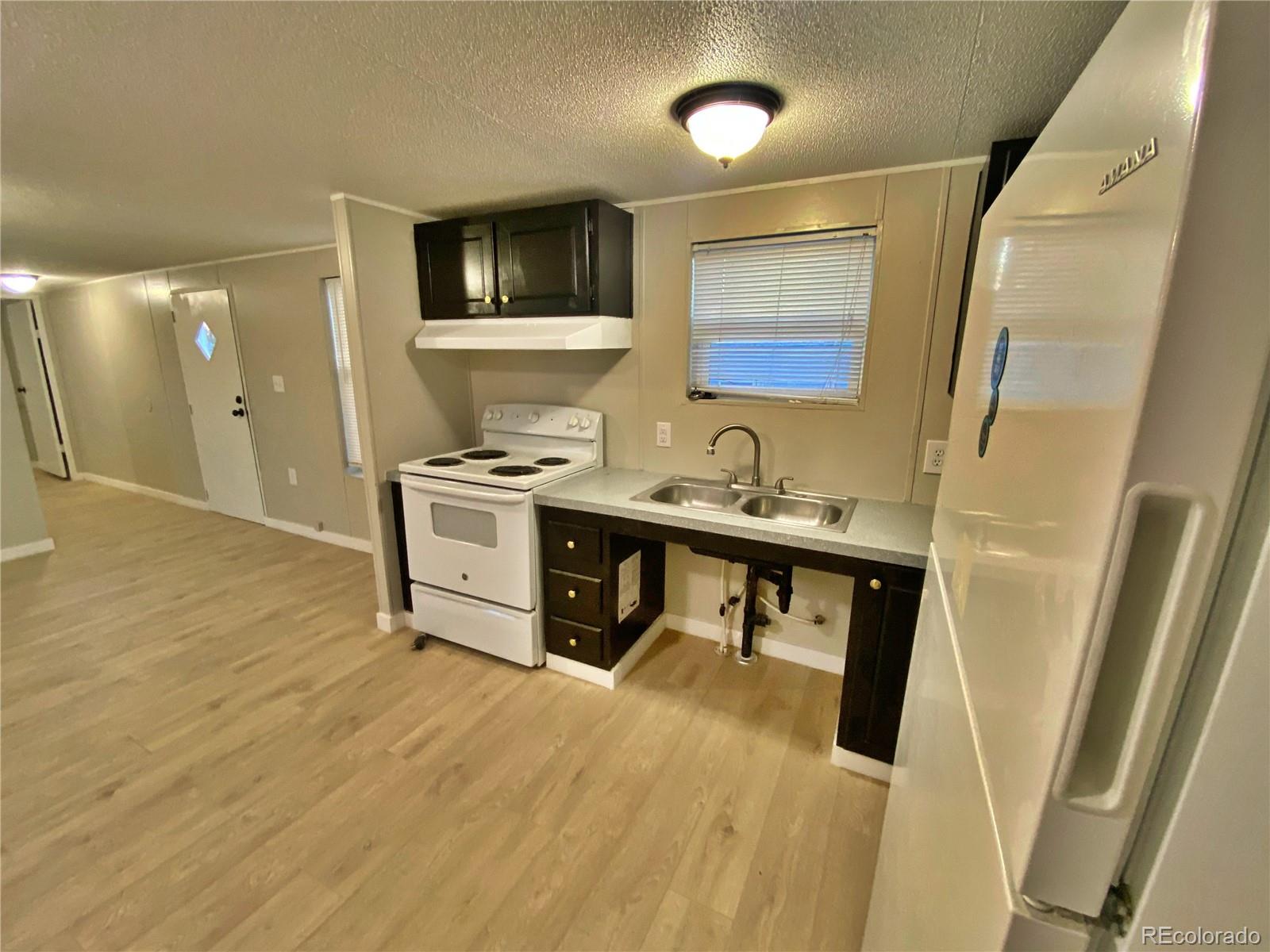 3600 Cascade, Colorado Springs, CO 80907, 3 Bedrooms Bedrooms, ,1 BathroomBathrooms,Residential,For Sale,Cascade,REC8841130