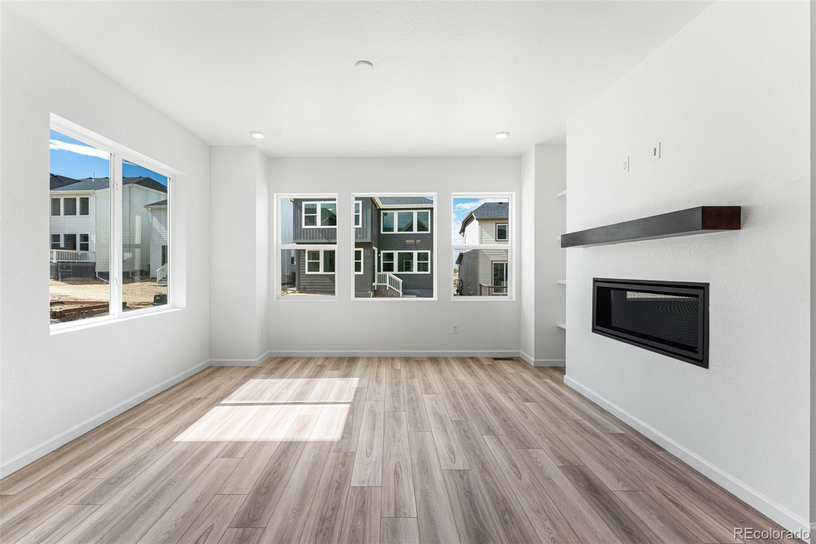 17607 Lobo Lane, Parker, CO 80134, 3 Bedrooms Bedrooms, ,3 BathroomsBathrooms,Residential,For Sale,Town Collection,Lobo,REC8922761