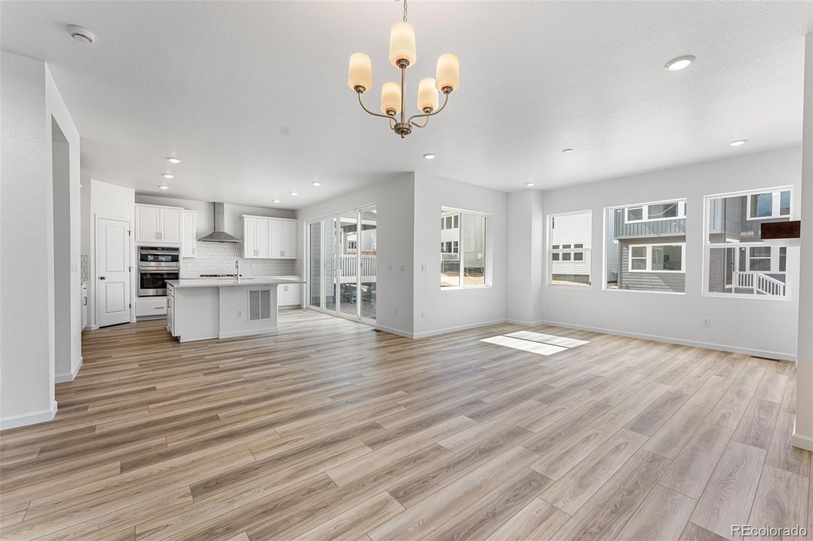 17607 Lobo Lane, Parker, CO 80134, 3 Bedrooms Bedrooms, ,3 BathroomsBathrooms,Residential,For Sale,Town Collection,Lobo,REC8922761