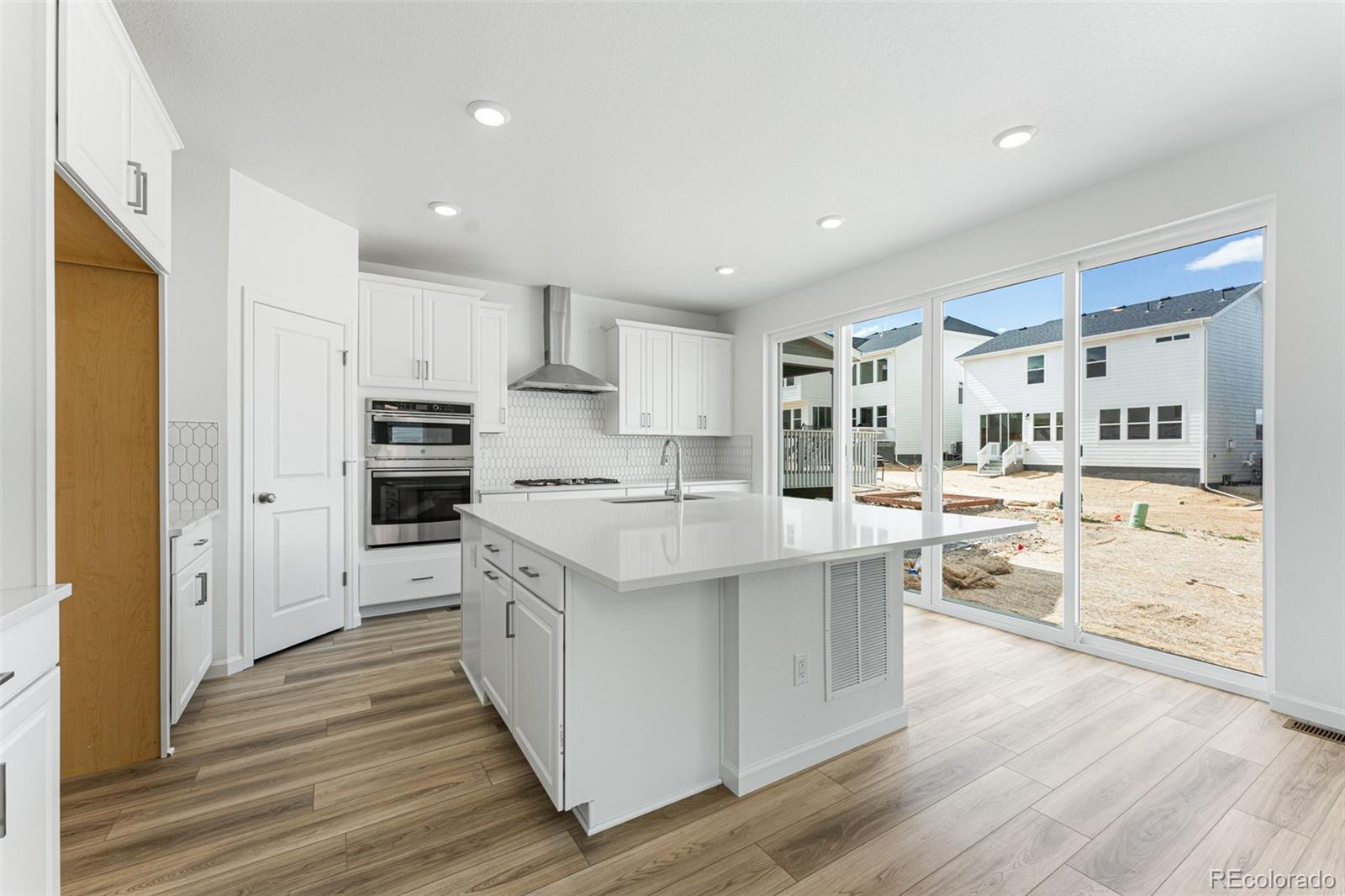 17607 Lobo Lane, Parker, CO 80134, 3 Bedrooms Bedrooms, ,3 BathroomsBathrooms,Residential,For Sale,Town Collection,Lobo,REC8922761