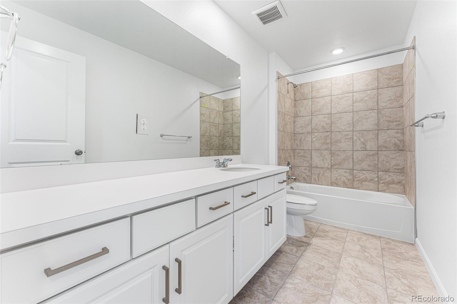 17607 Lobo Lane, Parker, CO 80134, 3 Bedrooms Bedrooms, ,3 BathroomsBathrooms,Residential,For Sale,Town Collection,Lobo,REC8922761