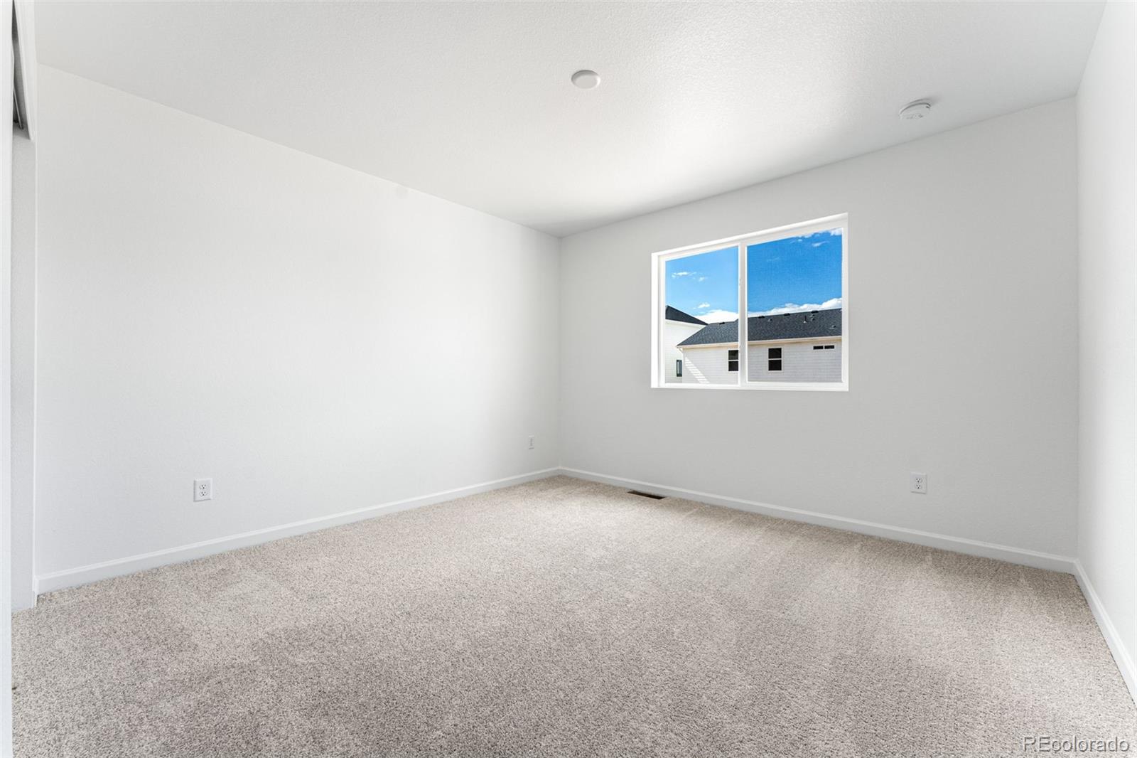 17607 Lobo Lane, Parker, CO 80134, 3 Bedrooms Bedrooms, ,3 BathroomsBathrooms,Residential,For Sale,Town Collection,Lobo,REC8922761