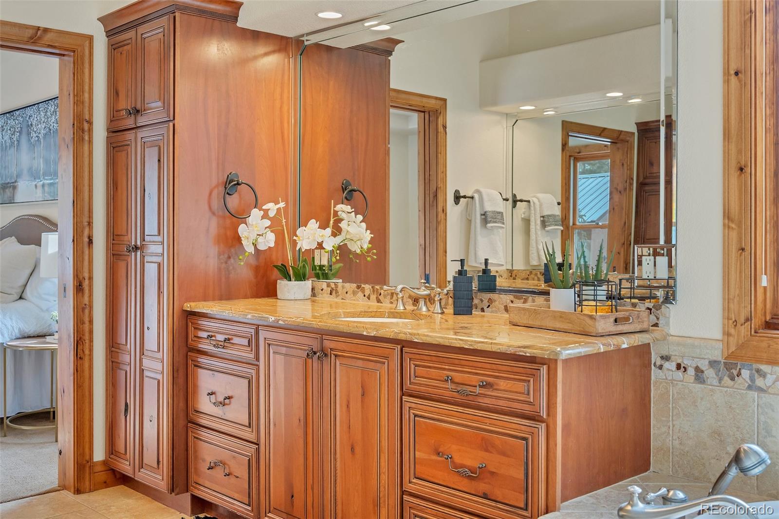 670 Chipmunk Drive, Woodland Park, CO 80863, 5 Bedrooms Bedrooms, ,5 BathroomsBathrooms,Residential,For Sale,Chipmunk,REC7558046