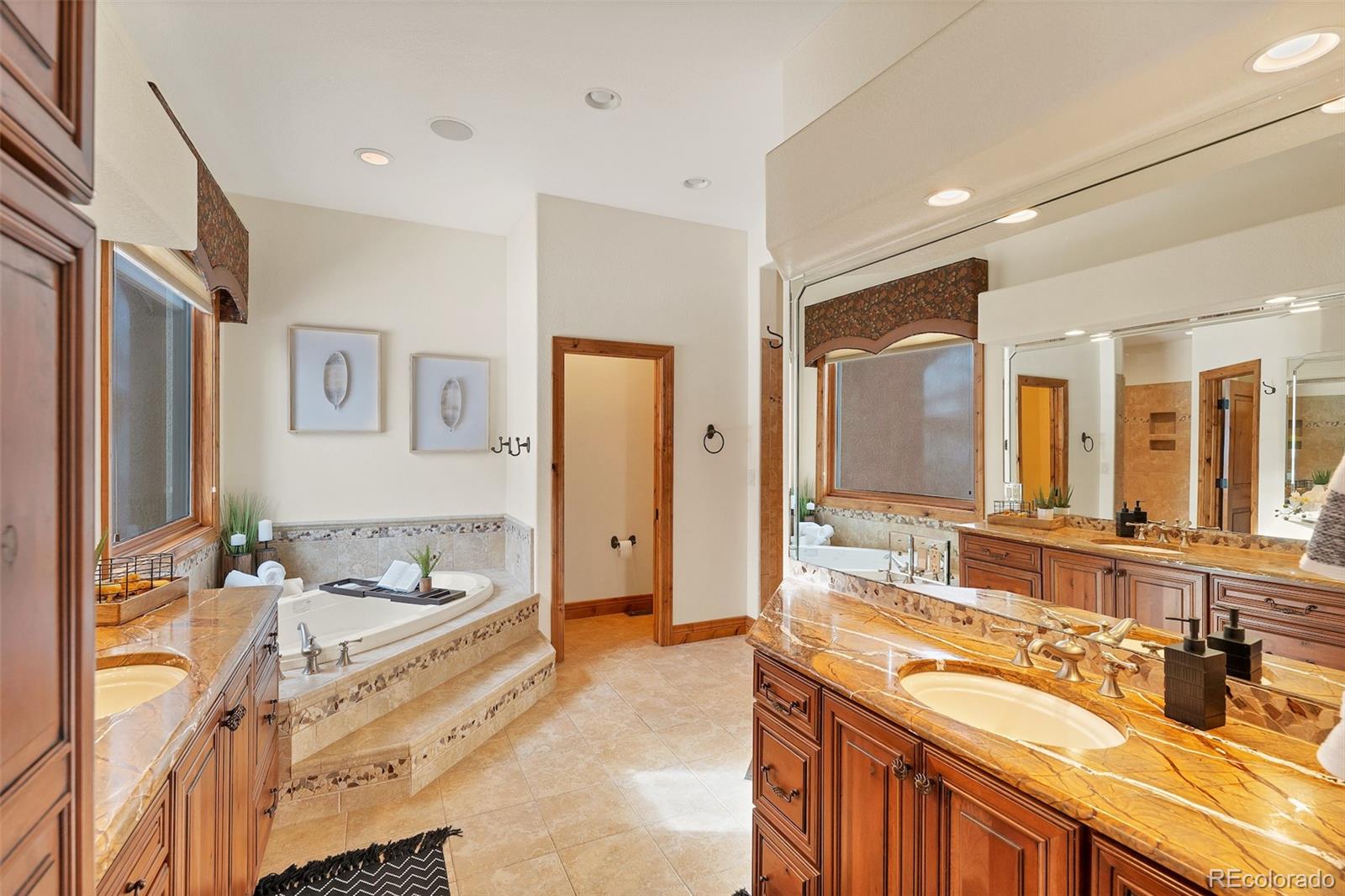 670 Chipmunk Drive, Woodland Park, CO 80863, 5 Bedrooms Bedrooms, ,5 BathroomsBathrooms,Residential,For Sale,Chipmunk,REC7558046