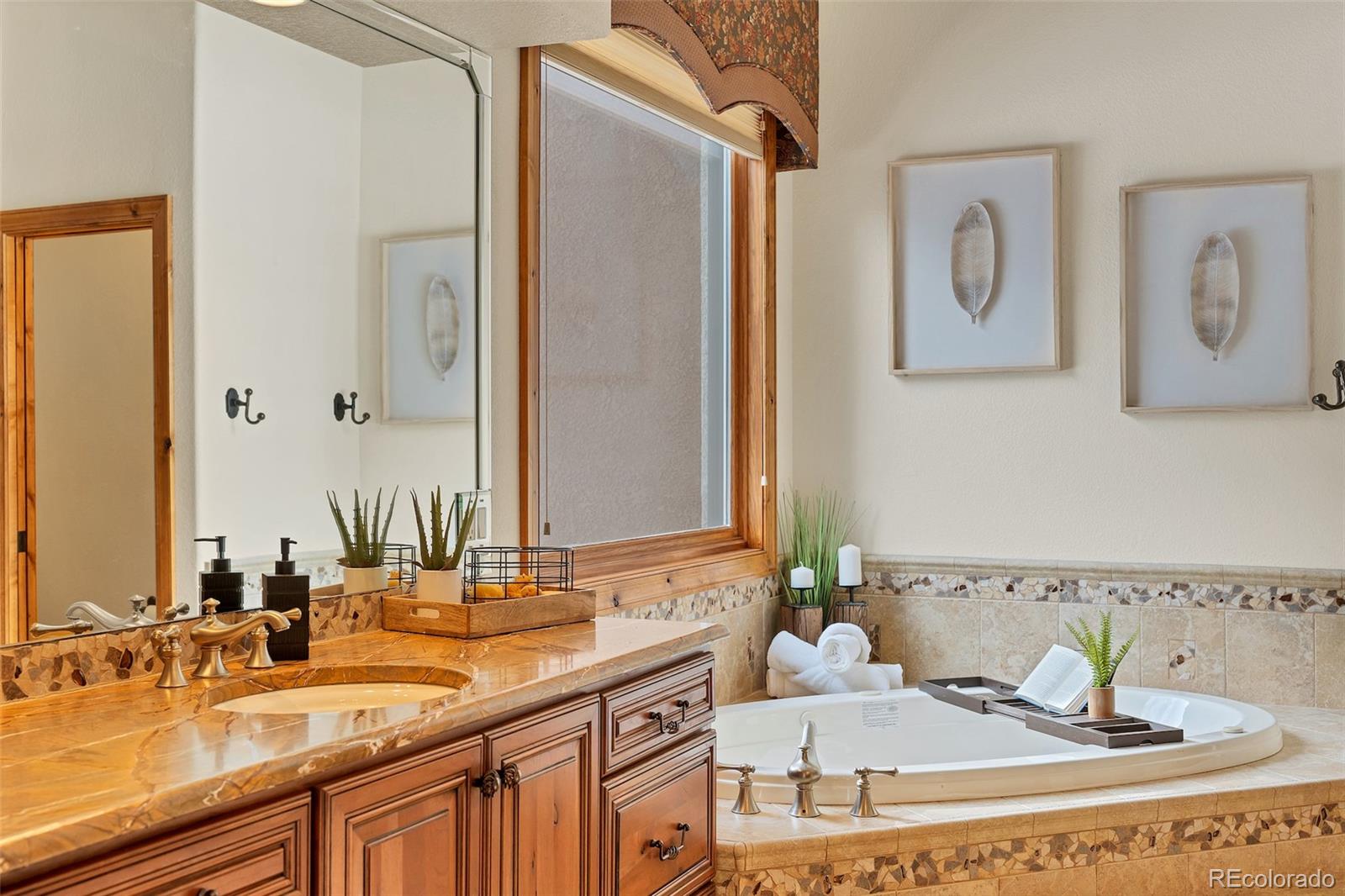 670 Chipmunk Drive, Woodland Park, CO 80863, 5 Bedrooms Bedrooms, ,5 BathroomsBathrooms,Residential,For Sale,Chipmunk,REC7558046