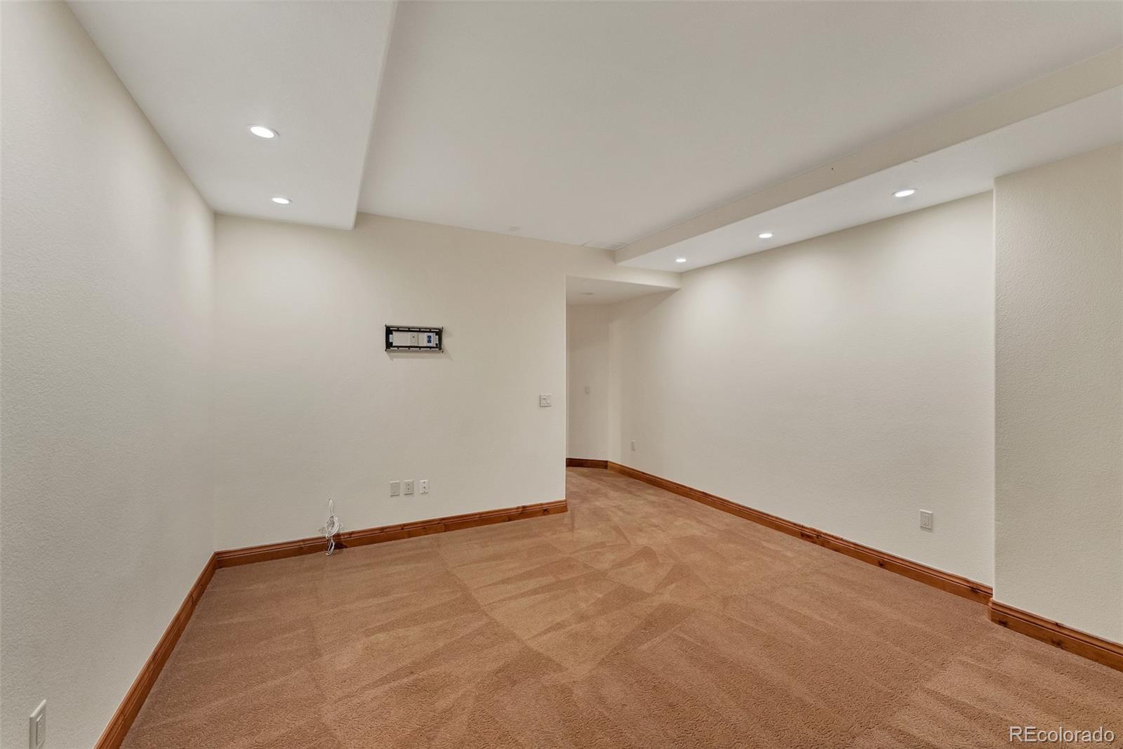 670 Chipmunk Drive, Woodland Park, CO 80863, 5 Bedrooms Bedrooms, ,5 BathroomsBathrooms,Residential,For Sale,Chipmunk,REC7558046