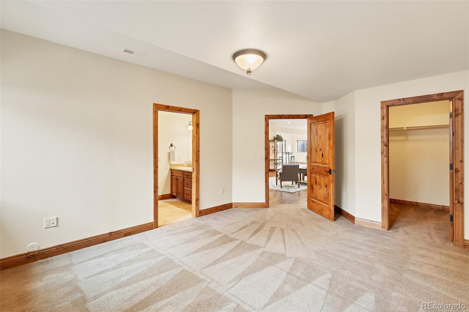 670 Chipmunk Drive, Woodland Park, CO 80863, 5 Bedrooms Bedrooms, ,5 BathroomsBathrooms,Residential,For Sale,Chipmunk,REC7558046