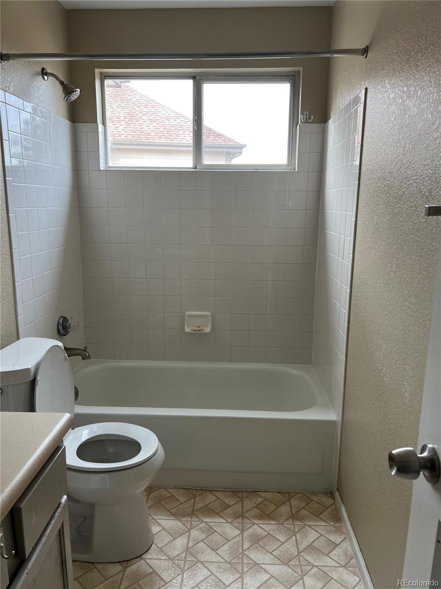 3677 S Uravan Street, Aurora, CO 80013, 3 Bedrooms Bedrooms, ,3 BathroomsBathrooms,Residential,For Sale,Uravan,REC6068497