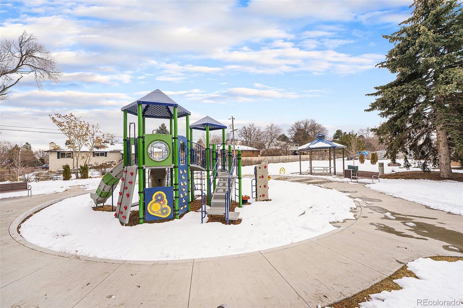 55 S Flower Street, Lakewood, CO 80226, 4 Bedrooms Bedrooms, ,3 BathroomsBathrooms,Residential,For Sale,Flower,REC6465111