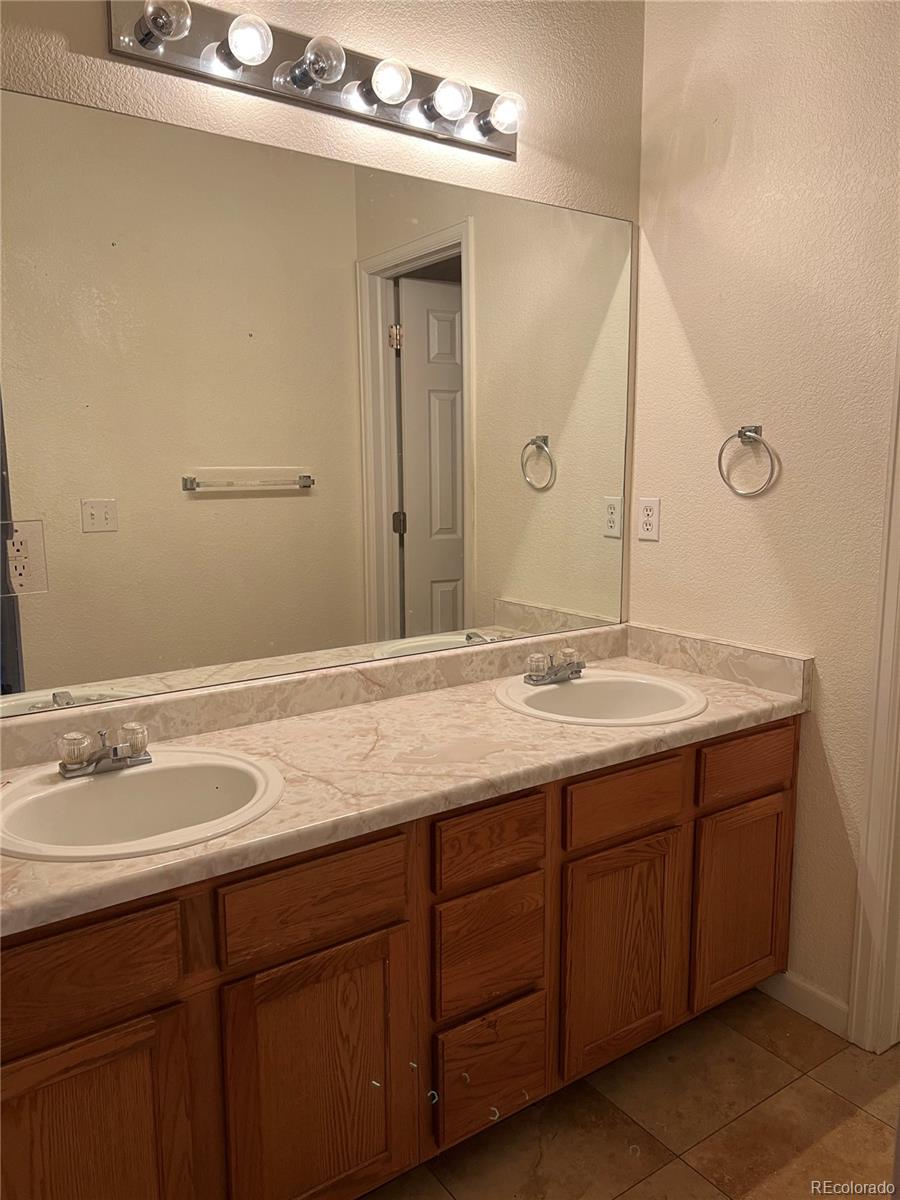 Restricted Address, 5 Bedrooms Bedrooms, ,3 BathroomsBathrooms,Residential,For Sale,Genoa,REC7974766