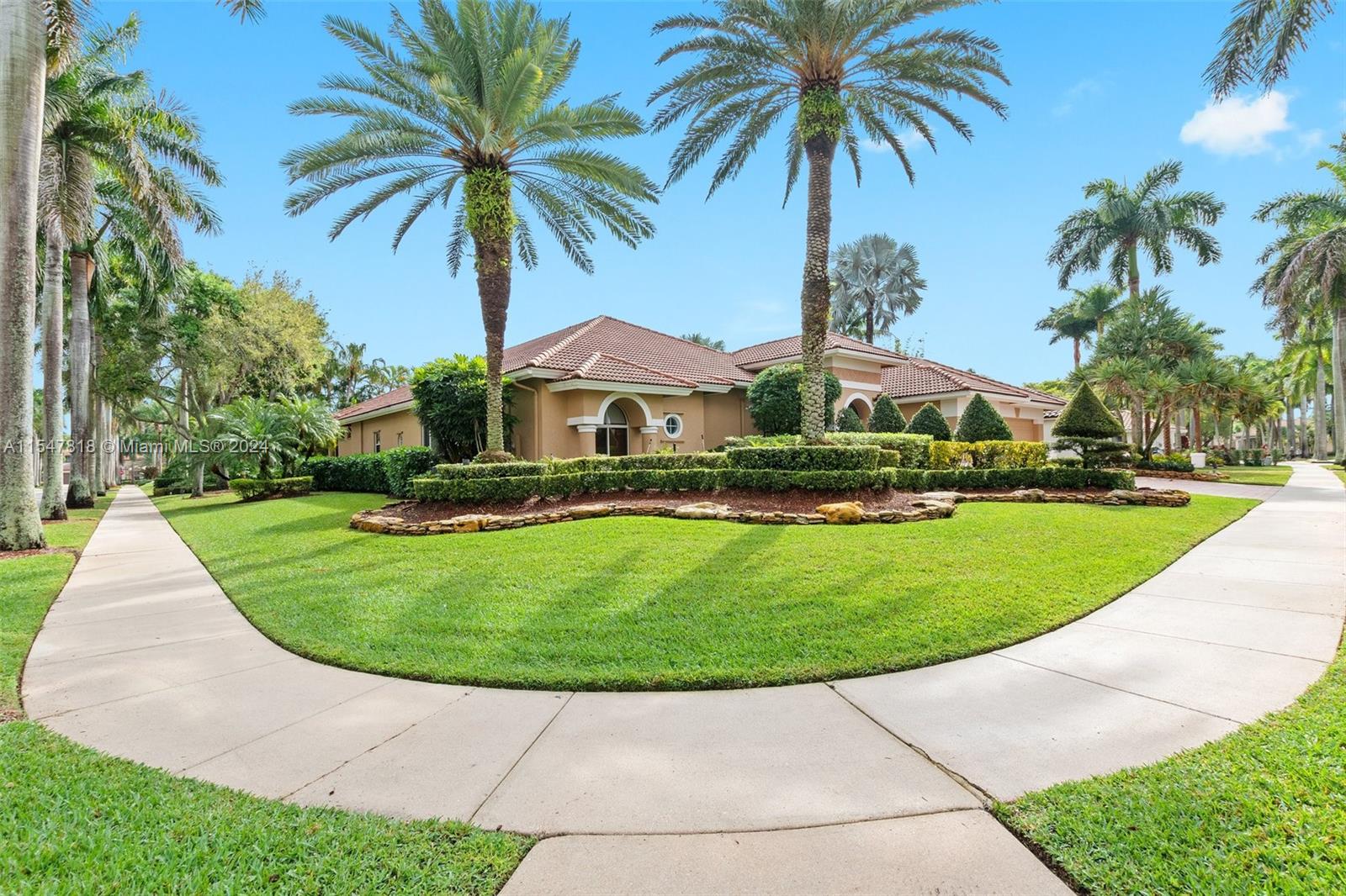 private corner lot