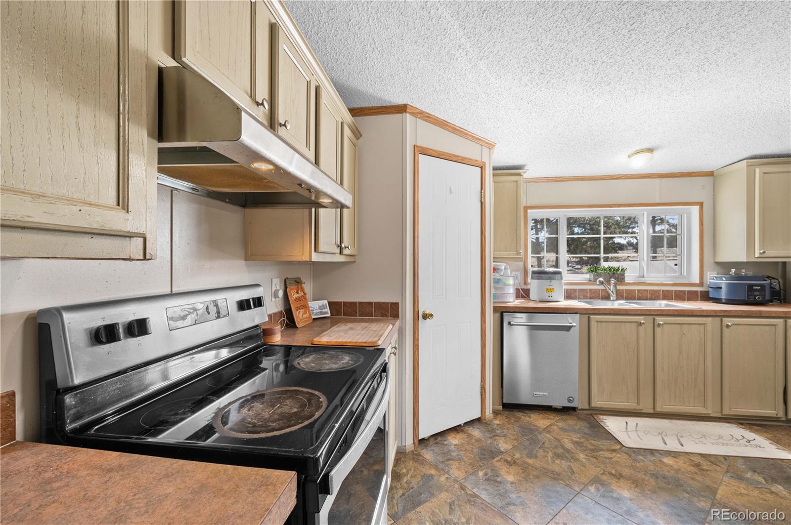 28 Pinon Lane, Cotopaxi, CO 81223, 4 Bedrooms Bedrooms, ,2 BathroomsBathrooms,Residential,For Sale,Pinon,REC9128849