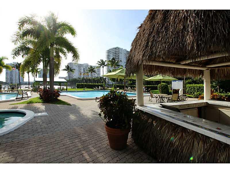 Swimming Pool/Hot Tub/Sauna