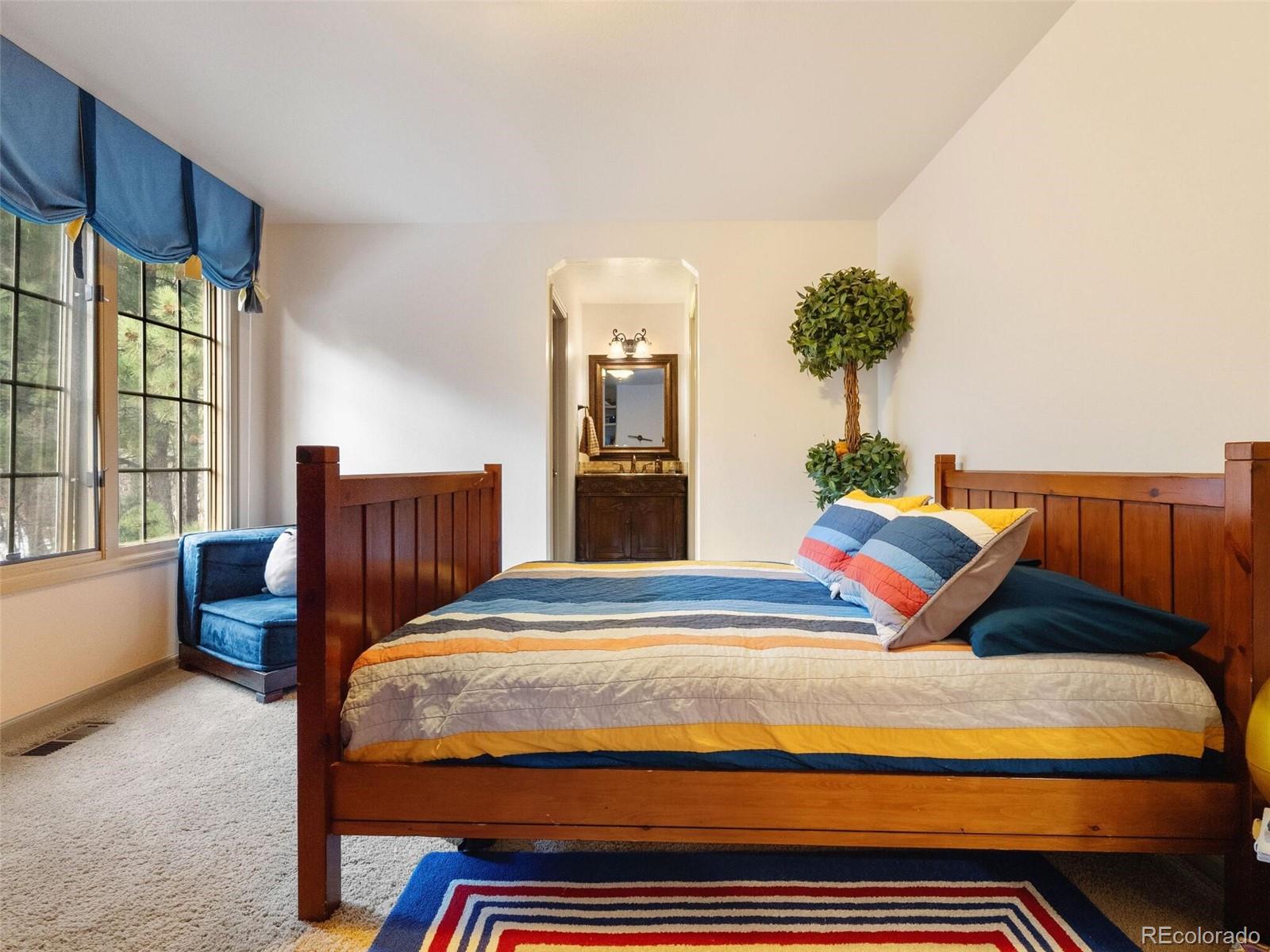 583 Silver Oak Grove, Colorado Springs, CO 80906, 6 Bedrooms Bedrooms, ,5 BathroomsBathrooms,Residential,For Sale,Silver Oak,REC5427832