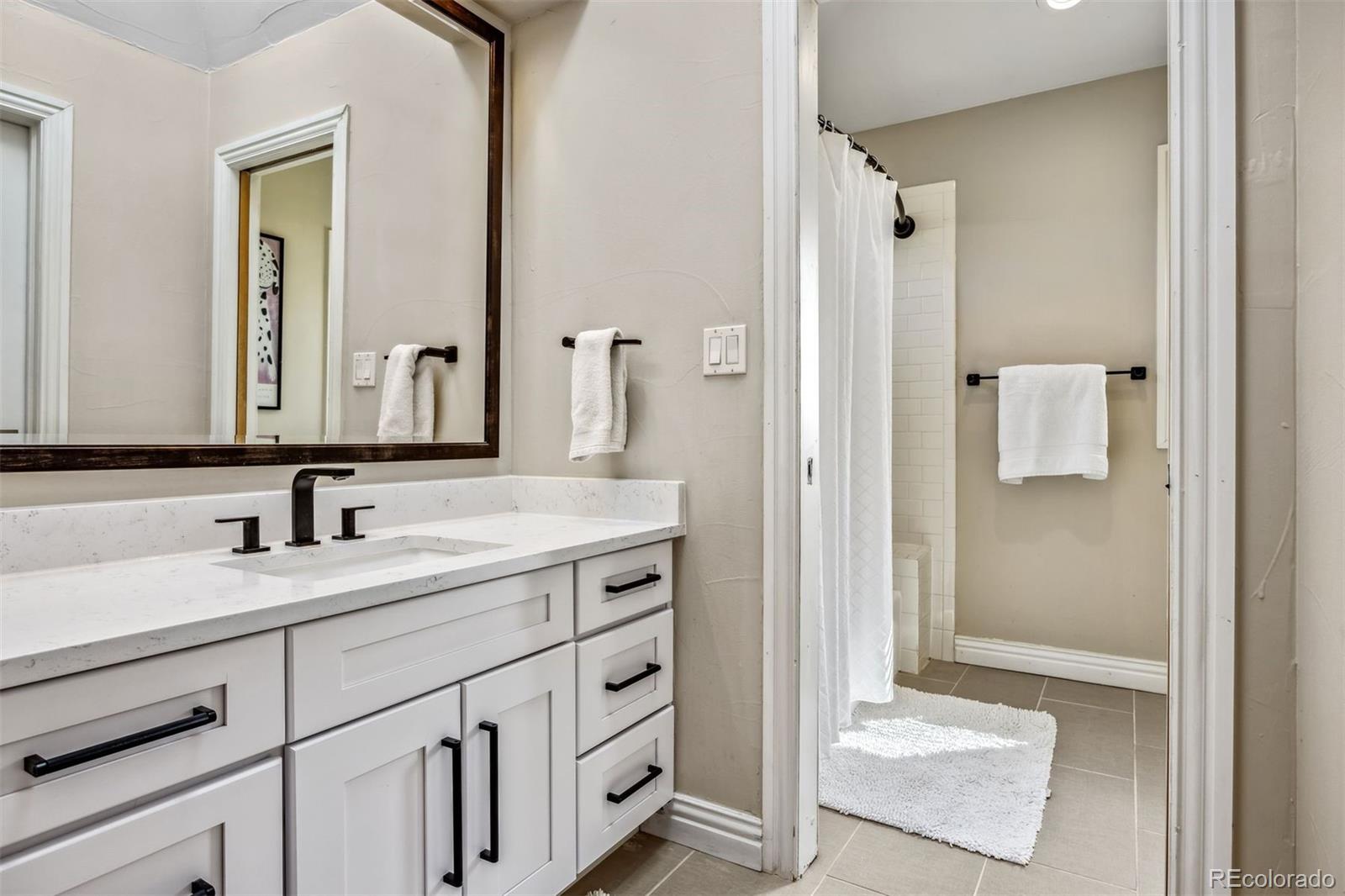 4915 S Vine Street, Cherry Hills Village, CO 80113, 5 Bedrooms Bedrooms, ,6 BathroomsBathrooms,Residential,For Sale,Vine,REC7640910