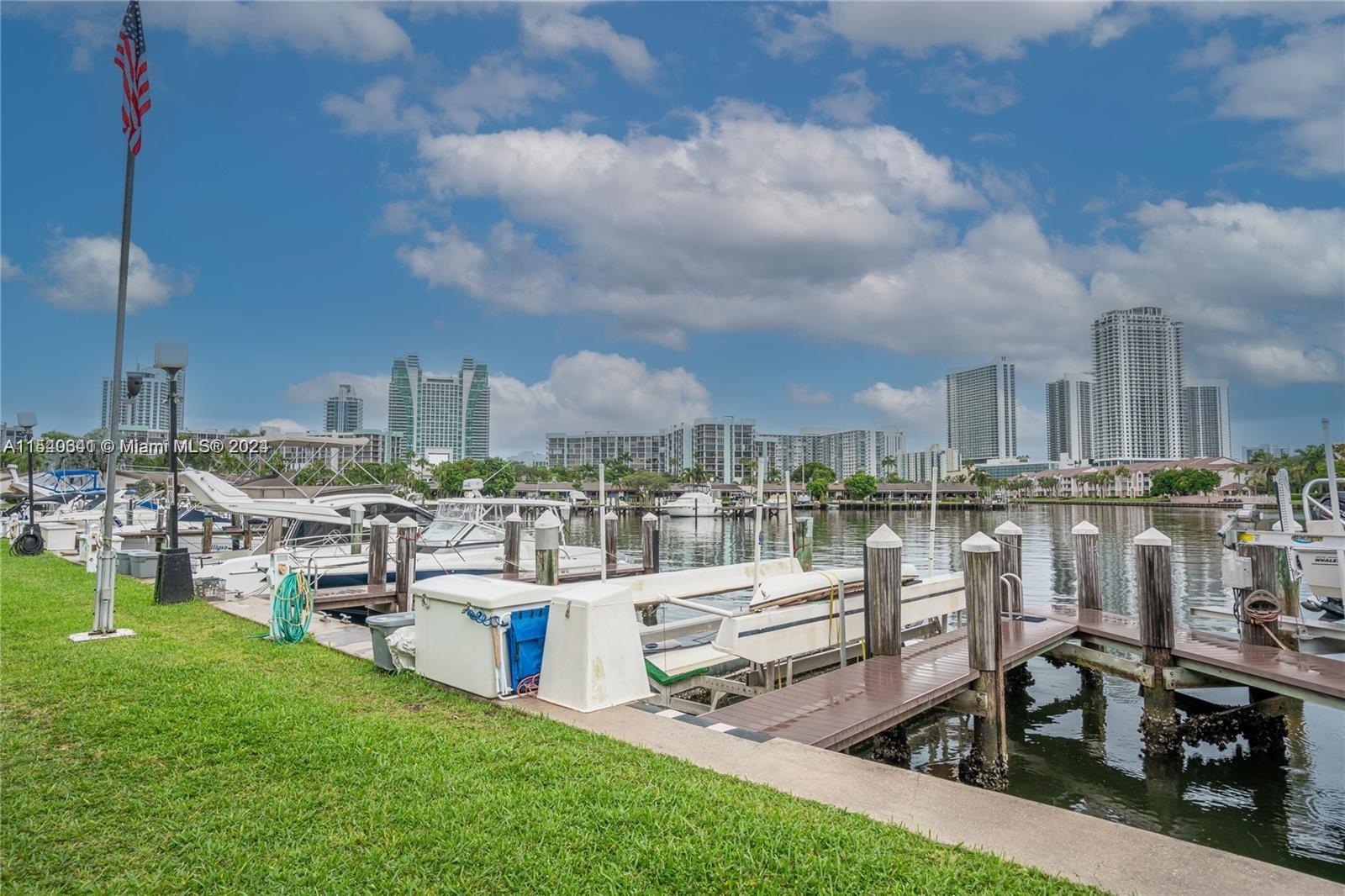 Community Docks