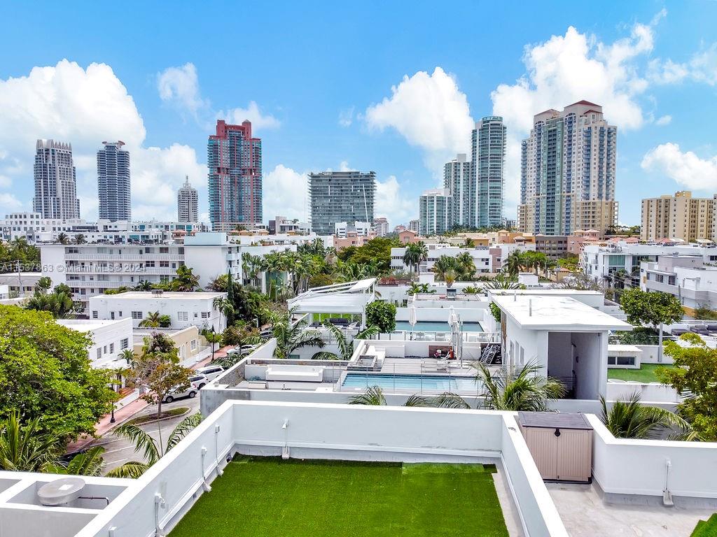 Private Rooftop